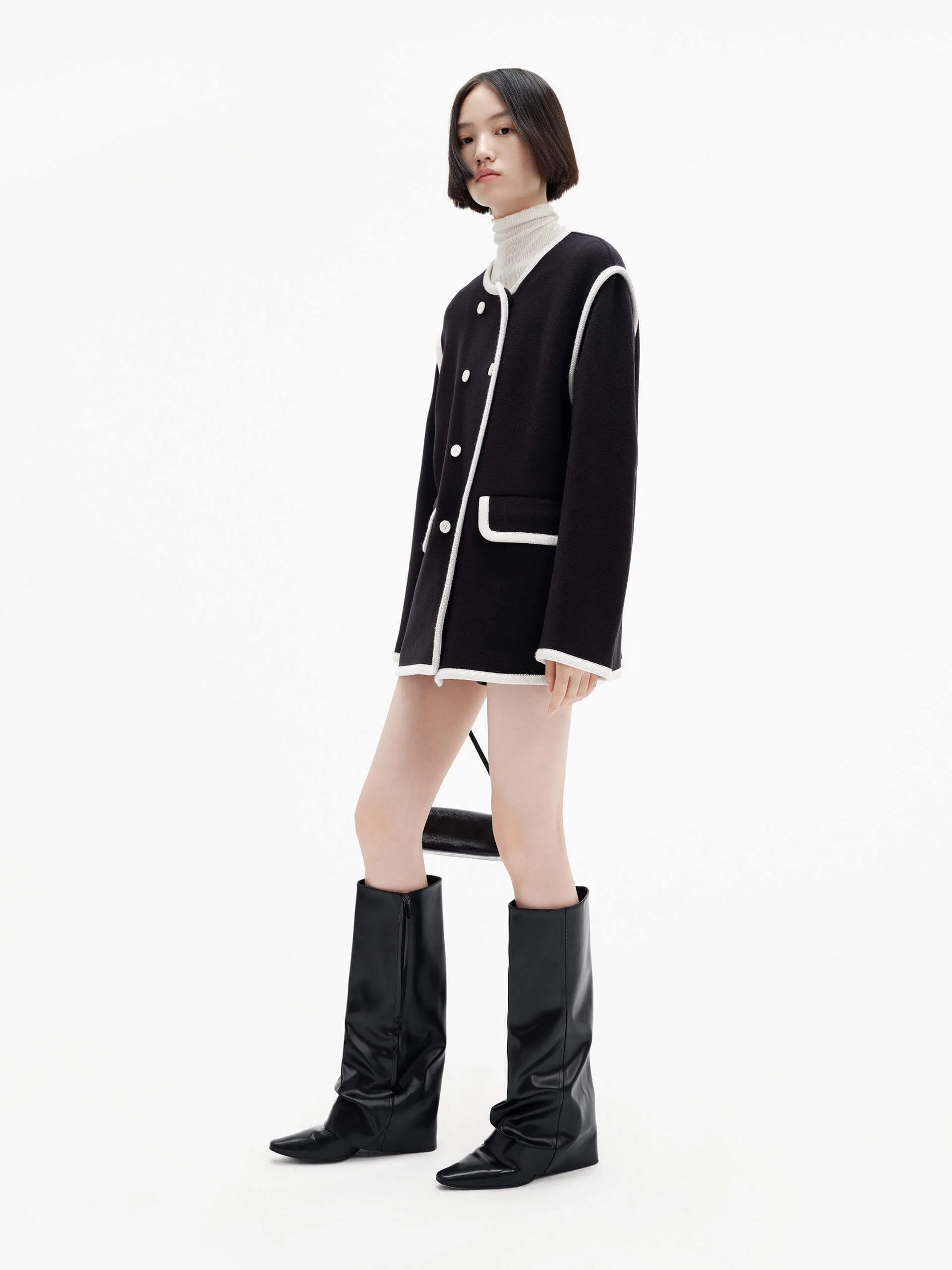 Contrast Trim Loose Coat sold by Mo&Co product image thumbnail 5