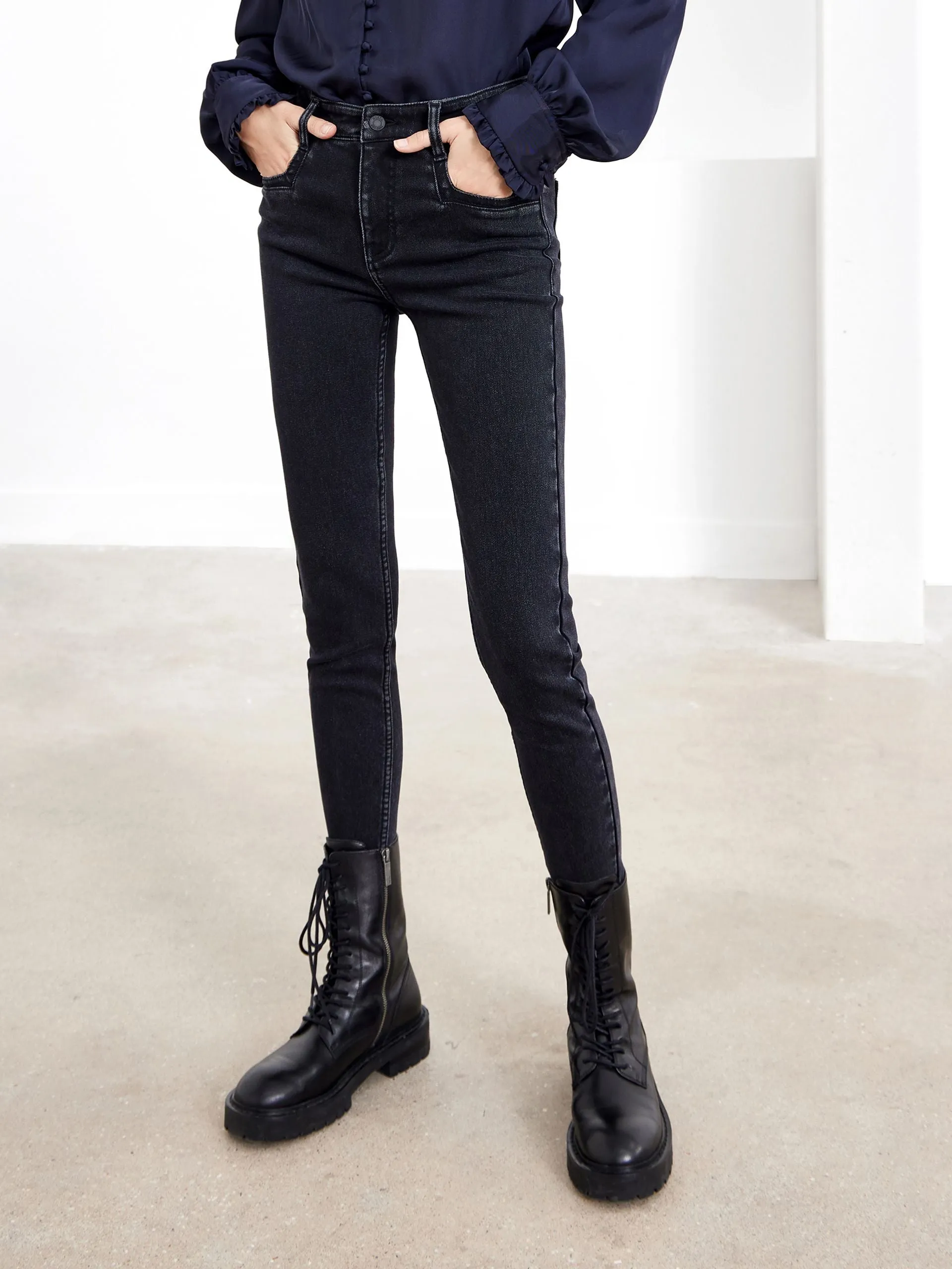 High Rise Jeans in Skinny sold by Mo&Co product image thumbnail 5