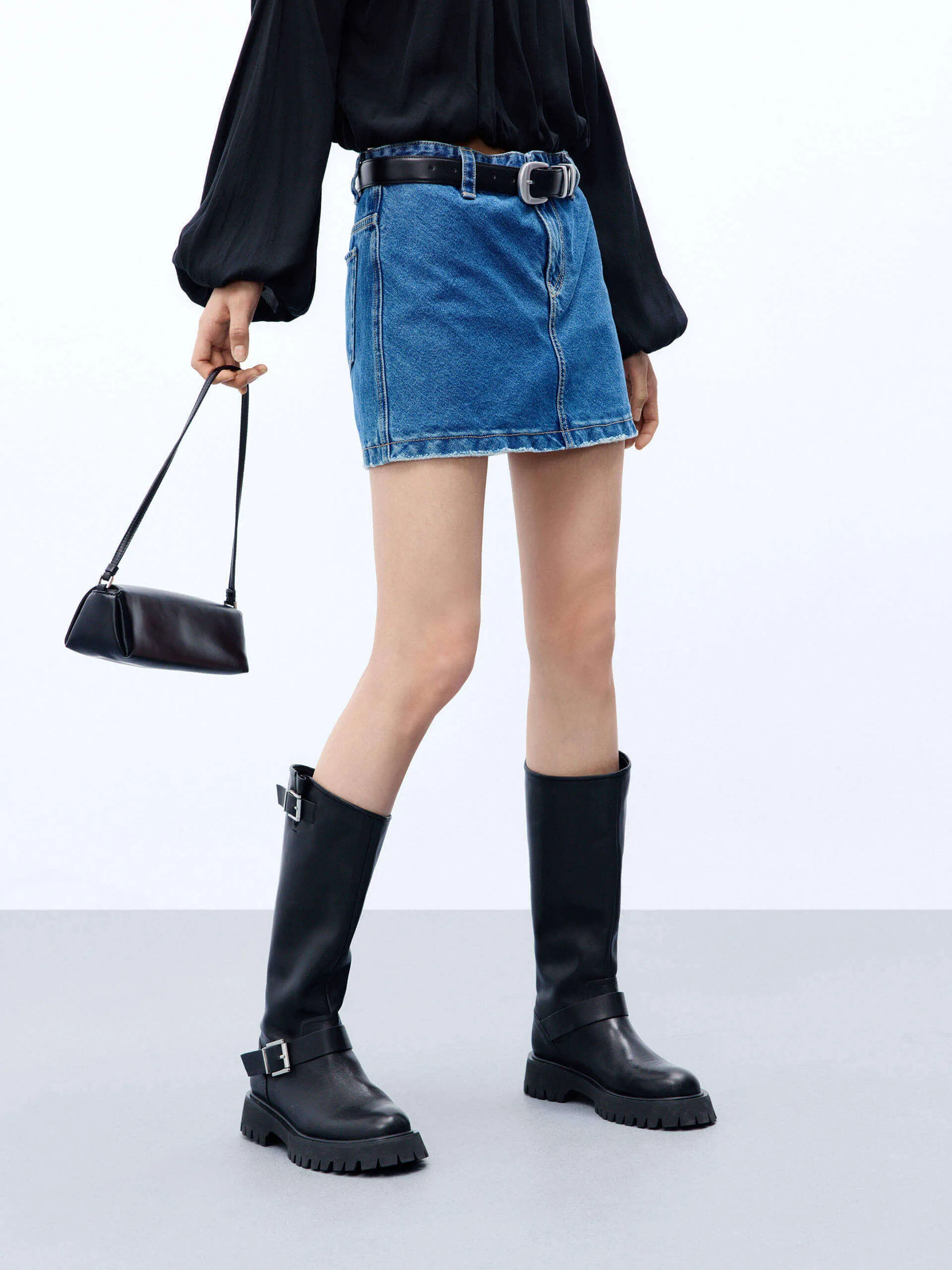 A-line silhouette Denim Skirt sold by Mo&Co