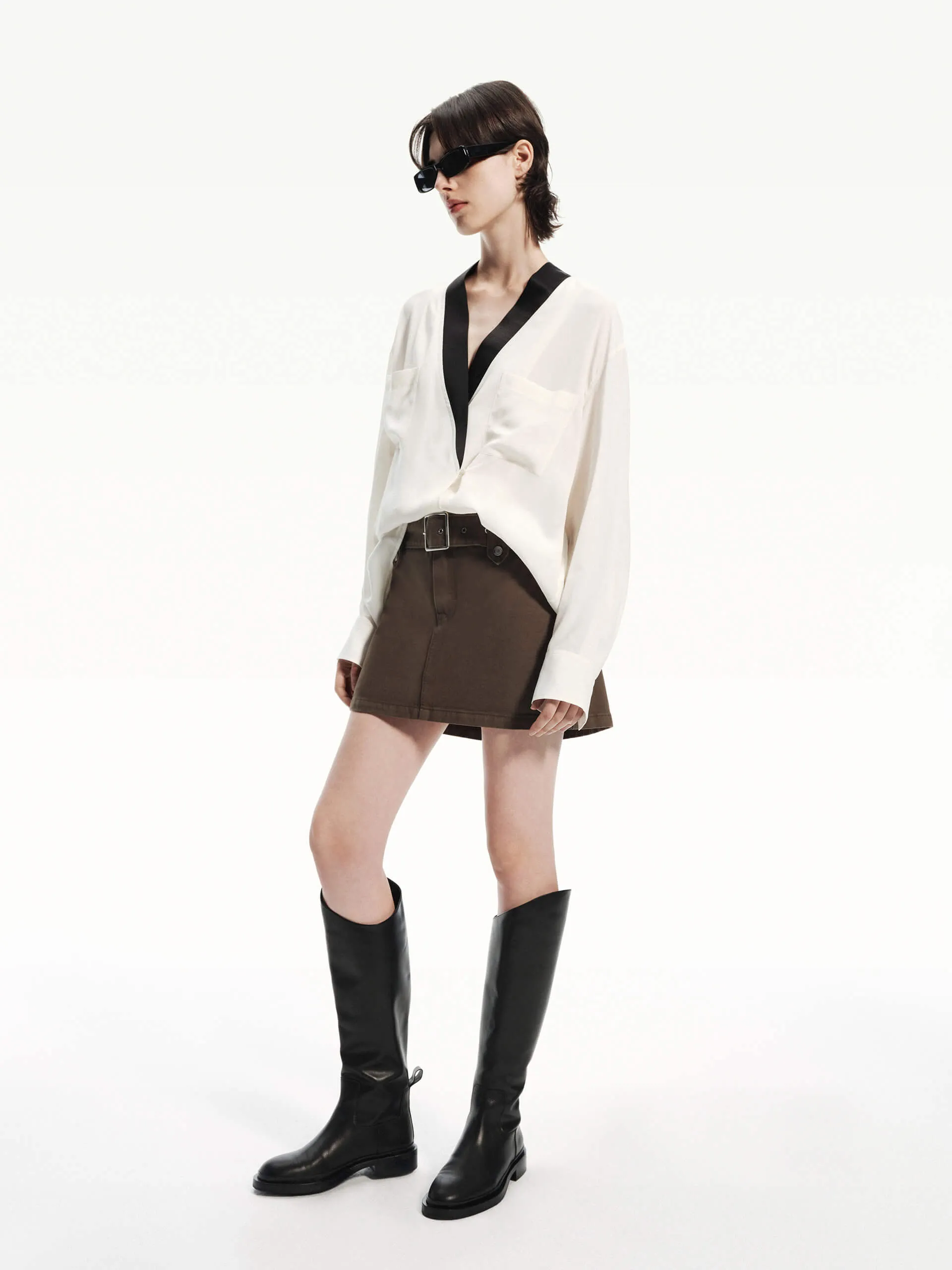 Contrast Detail V-neck Blouse sold by Mo&Co product image thumbnail 2