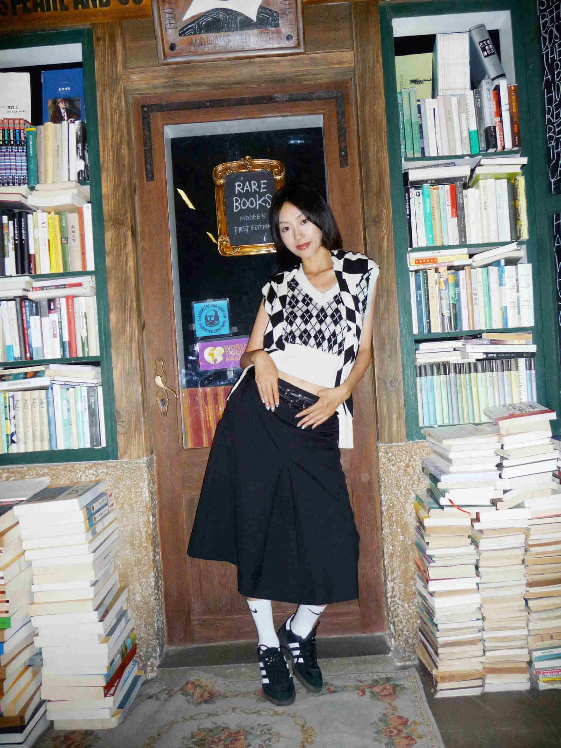 V-neck Argyle Check Knit Vest sold by Mo&Co product image thumbnail 2