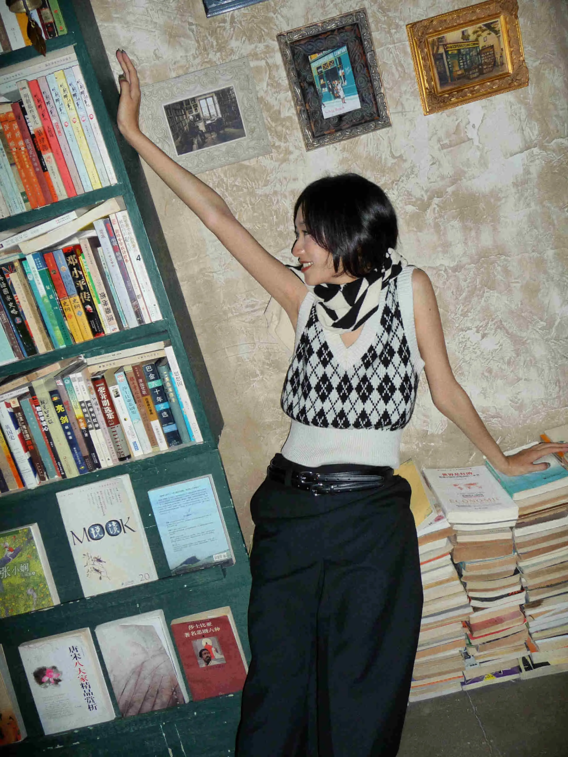 V-neck Argyle Check Knit Vest sold by Mo&Co product image thumbnail 3