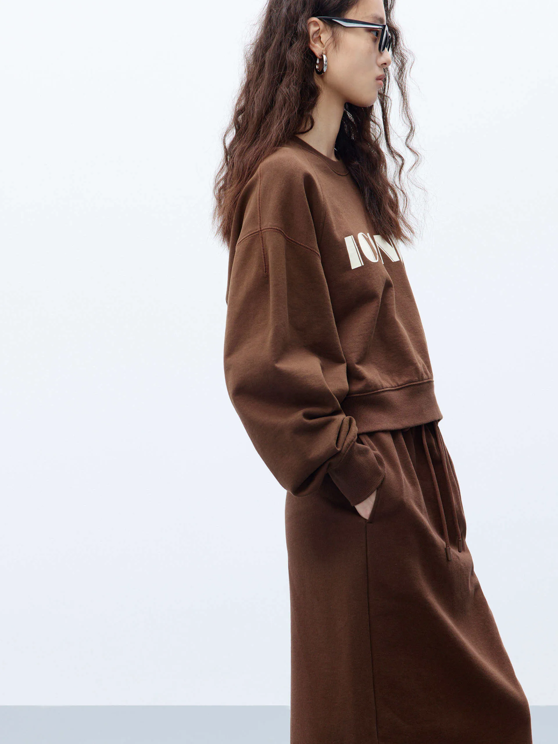 Drawstring Back Slit Skirt sold by Mo&Co product image thumbnail 2