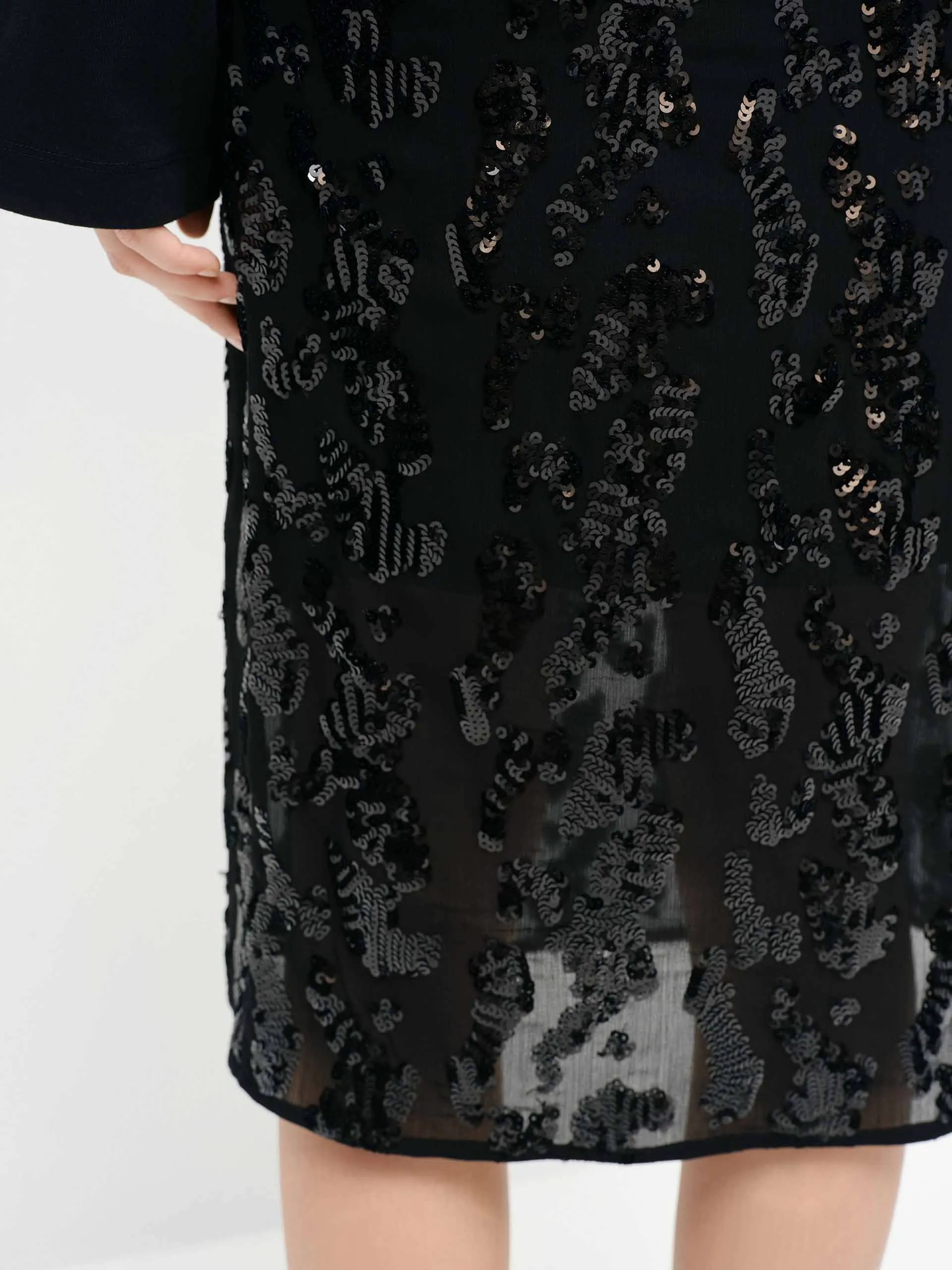 Sequin Finish Straight Skirt sold by Mo&Co product image thumbnail 5