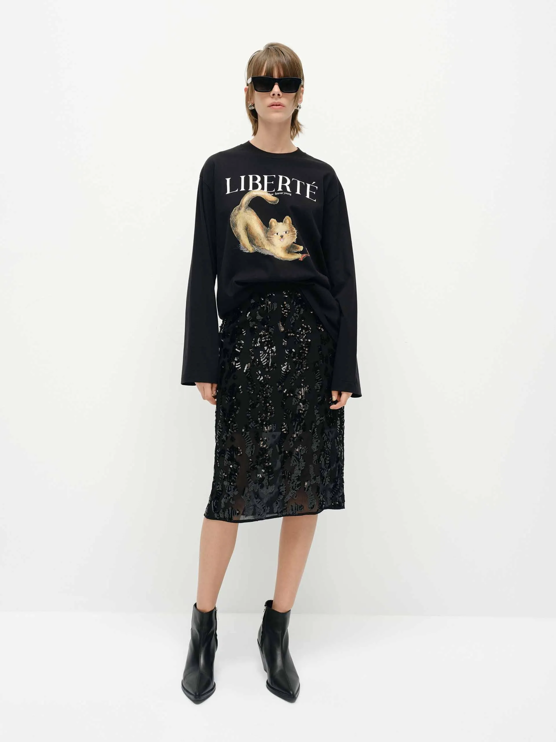 Sequin Finish Straight Skirt sold by Mo&Co product image thumbnail 2