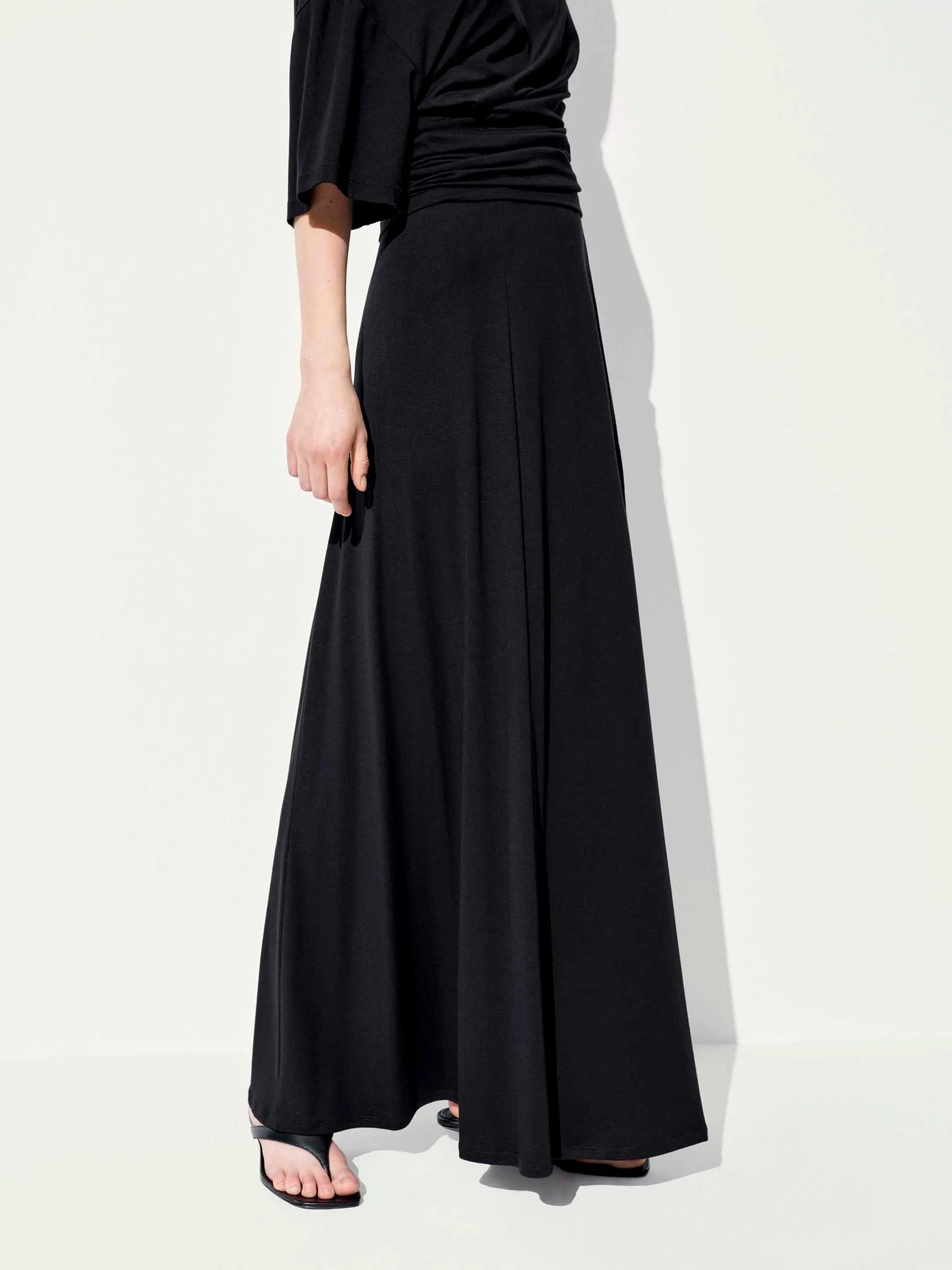 A-line Side Slit Maxi Skirt sold by Mo&Co product image thumbnail 3