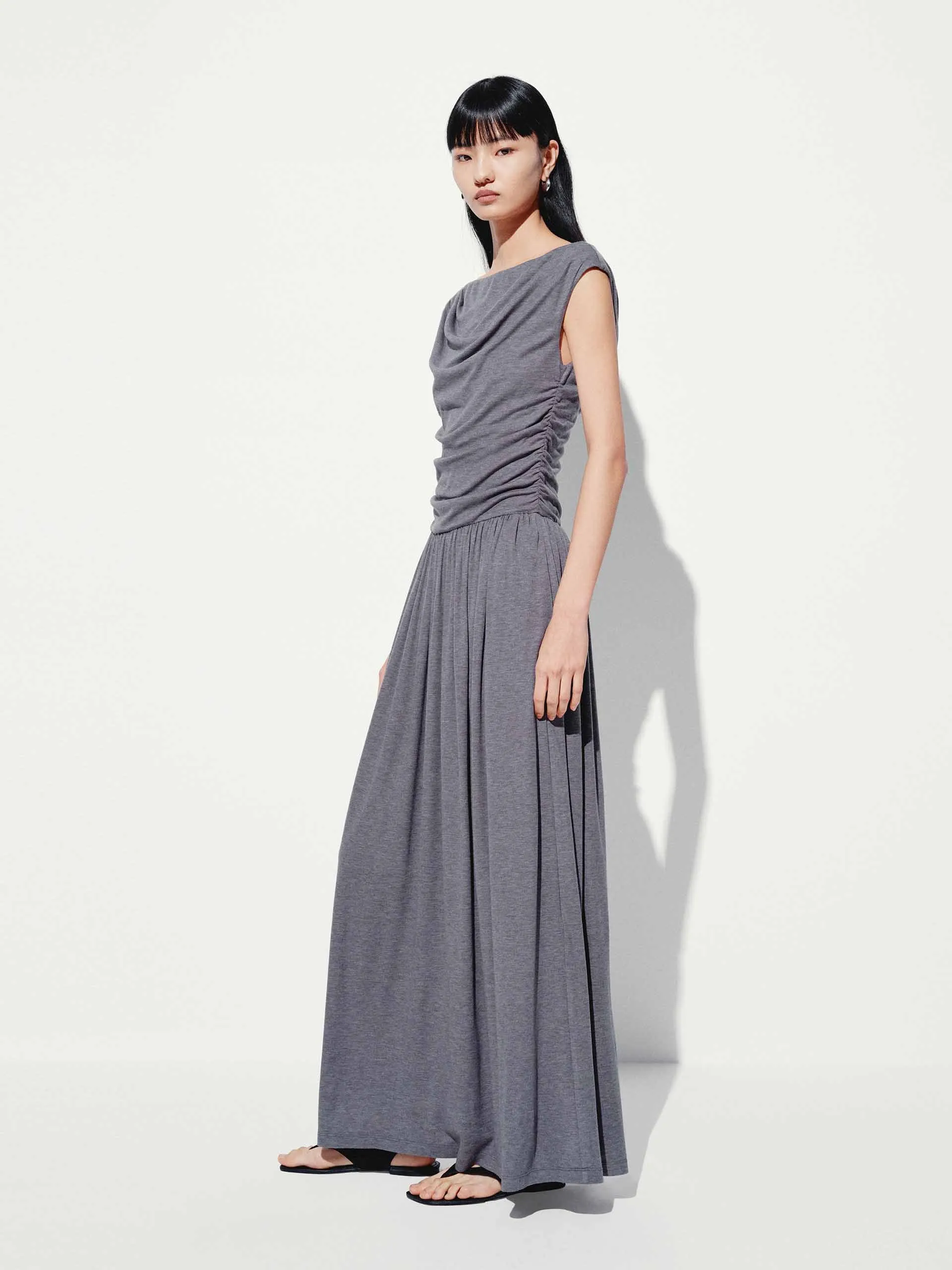 Sleeveless Off-shoulder Dress sold by Mo&Co product image thumbnail 3