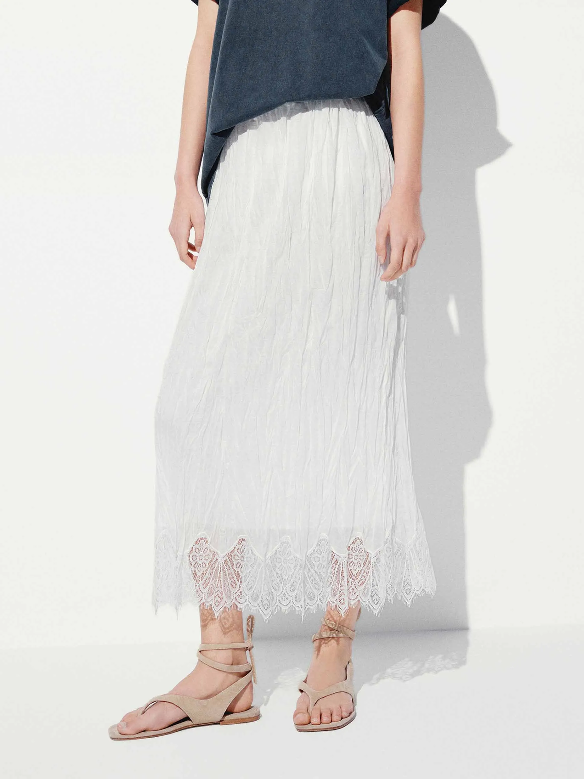 Lace-paneled Pleated Skirt sold by Mo&Co product image thumbnail 3
