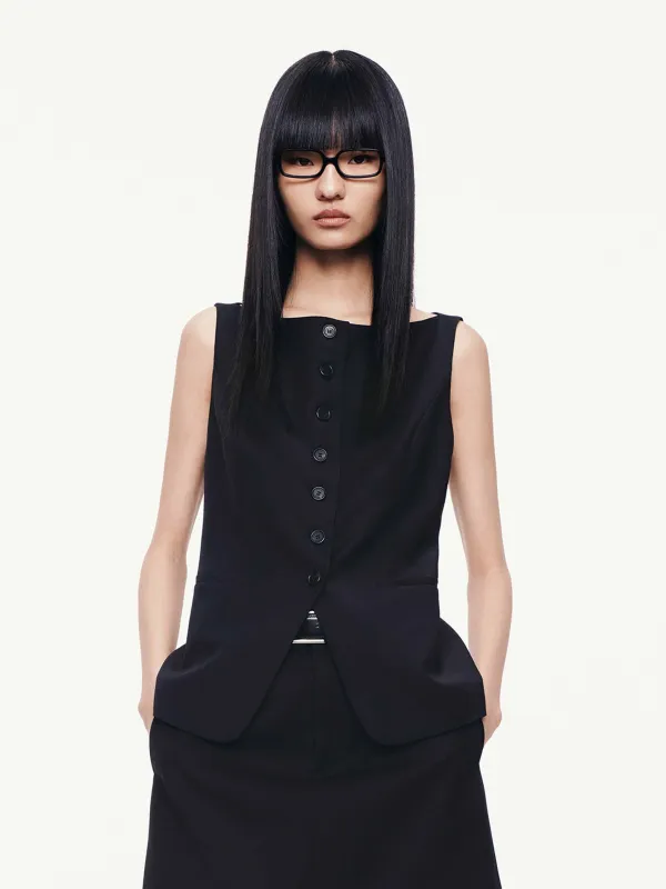 Sleeveless Boat Neck Top sold by Mo&Co