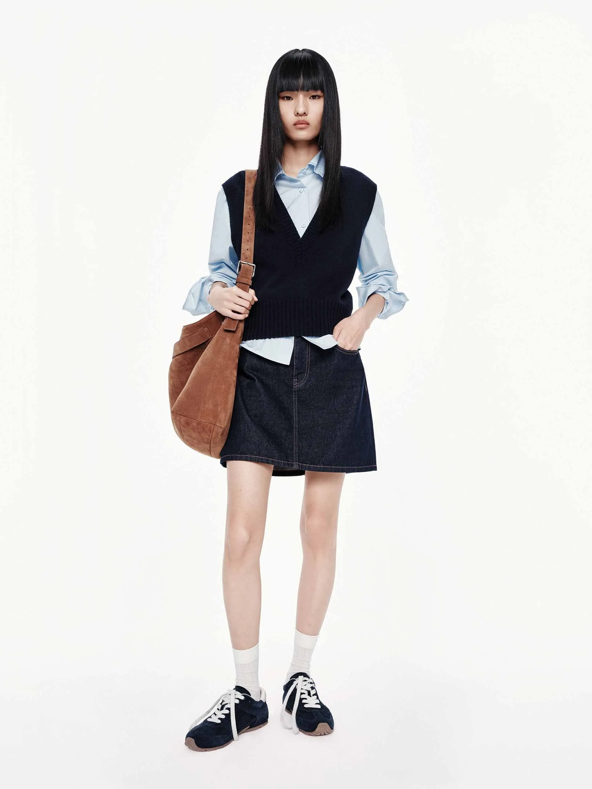 Deep V-neck Knit Vest sold by Mo&Co product image thumbnail 2