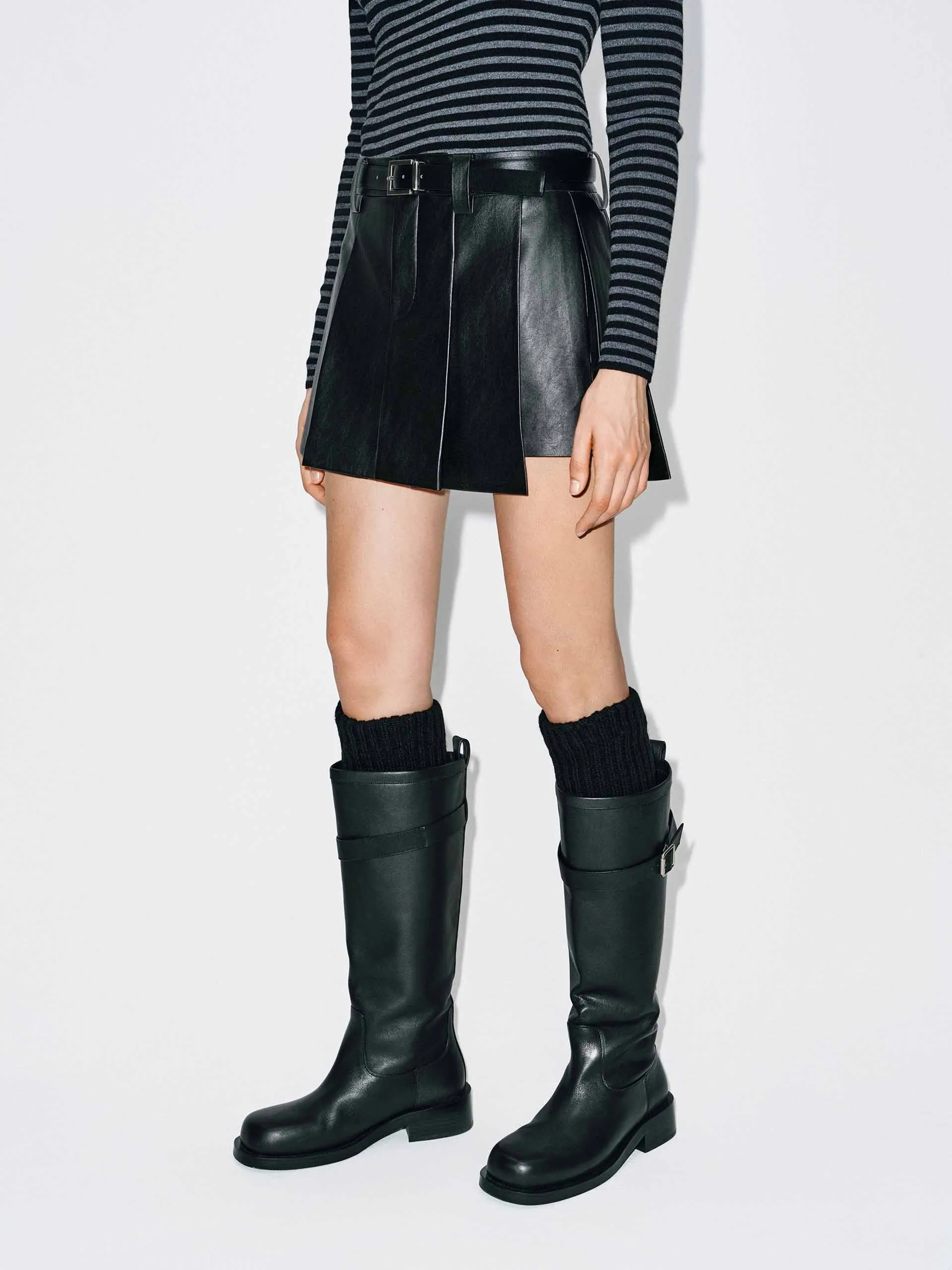 Soft Leather Pleated Skort sold by Mo&Co product image thumbnail 3