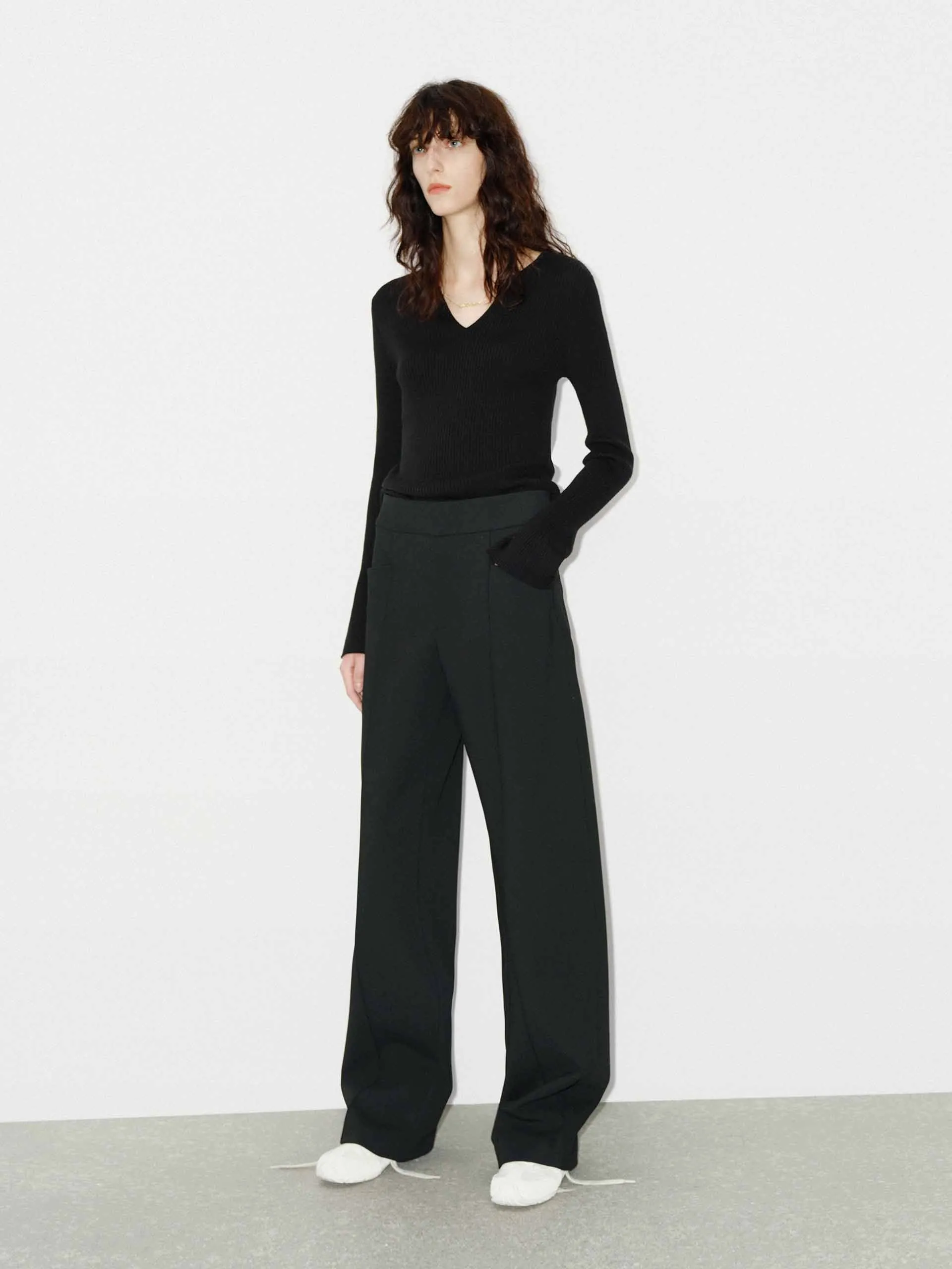 Front Pocket Barrel Pants sold by Mo&Co product image thumbnail 2