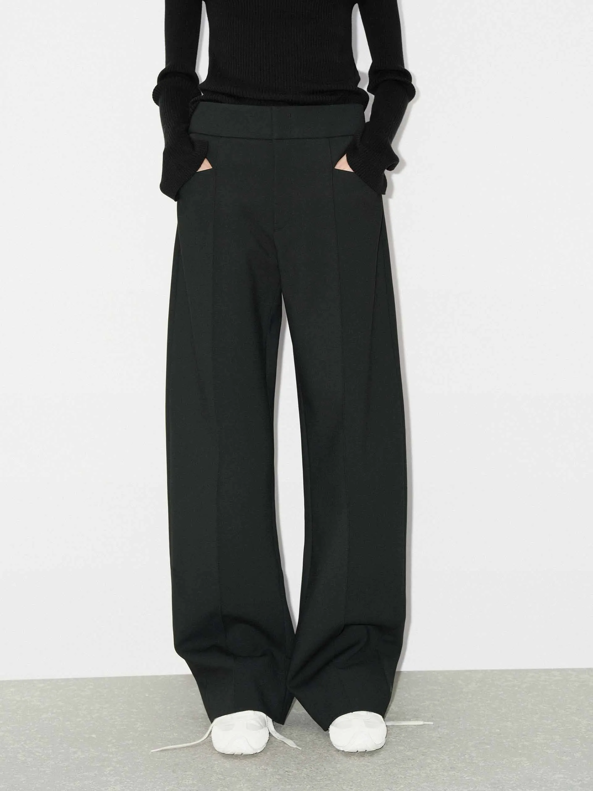 Front Pocket Barrel Pants sold by Mo&Co