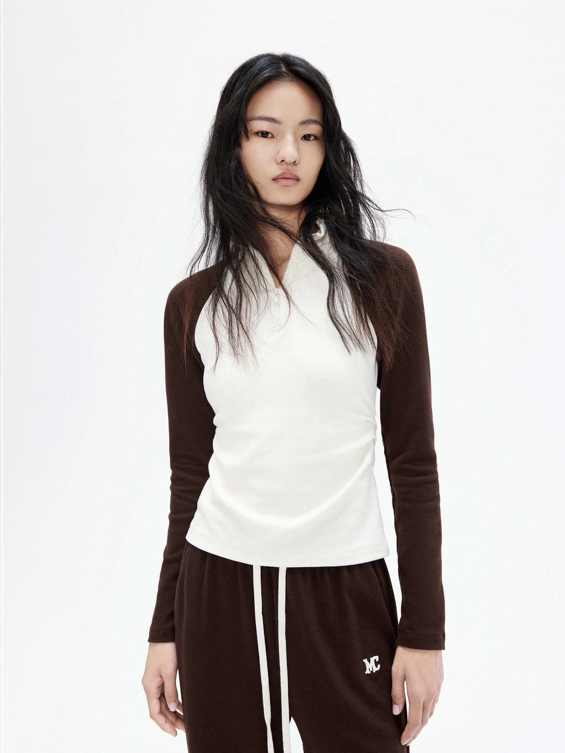Raglan Sleeves Pleated Top sold by Mo&Co product image thumbnail 3