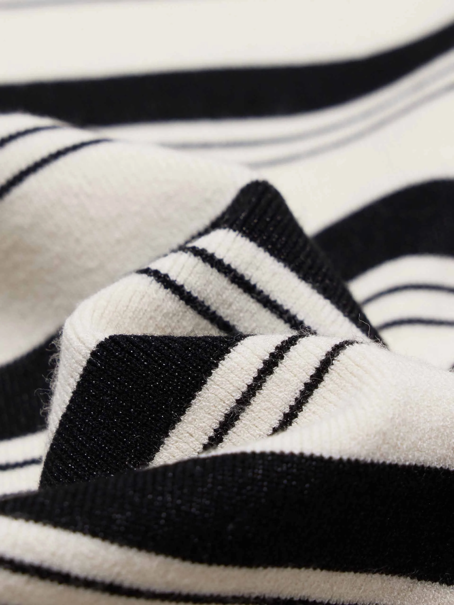 Contrast Stripe Polo Knit Top sold by Mo&Co product image thumbnail 4