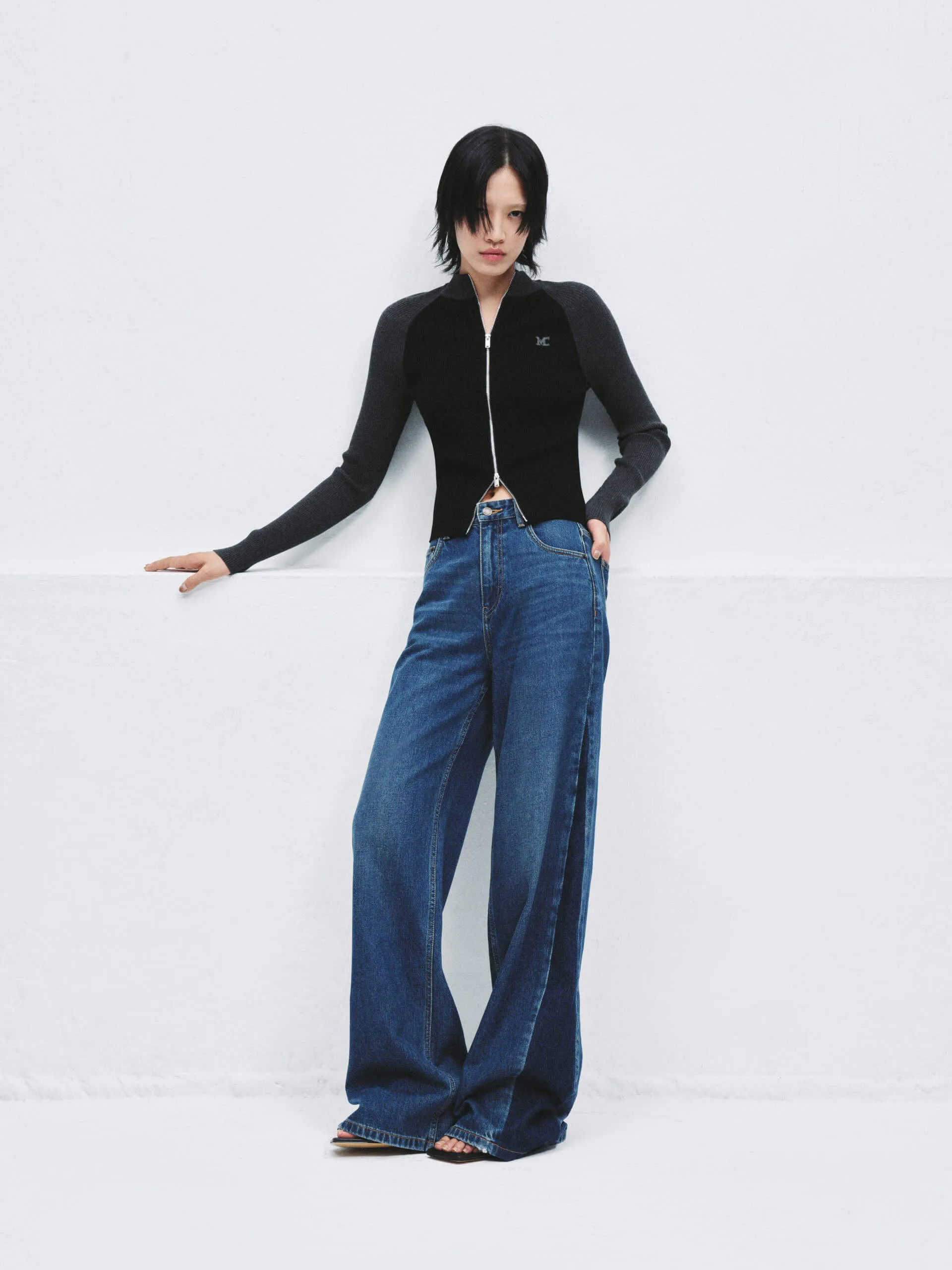 Two Tone Knit Cardigan sold by Mo&Co product image thumbnail 3