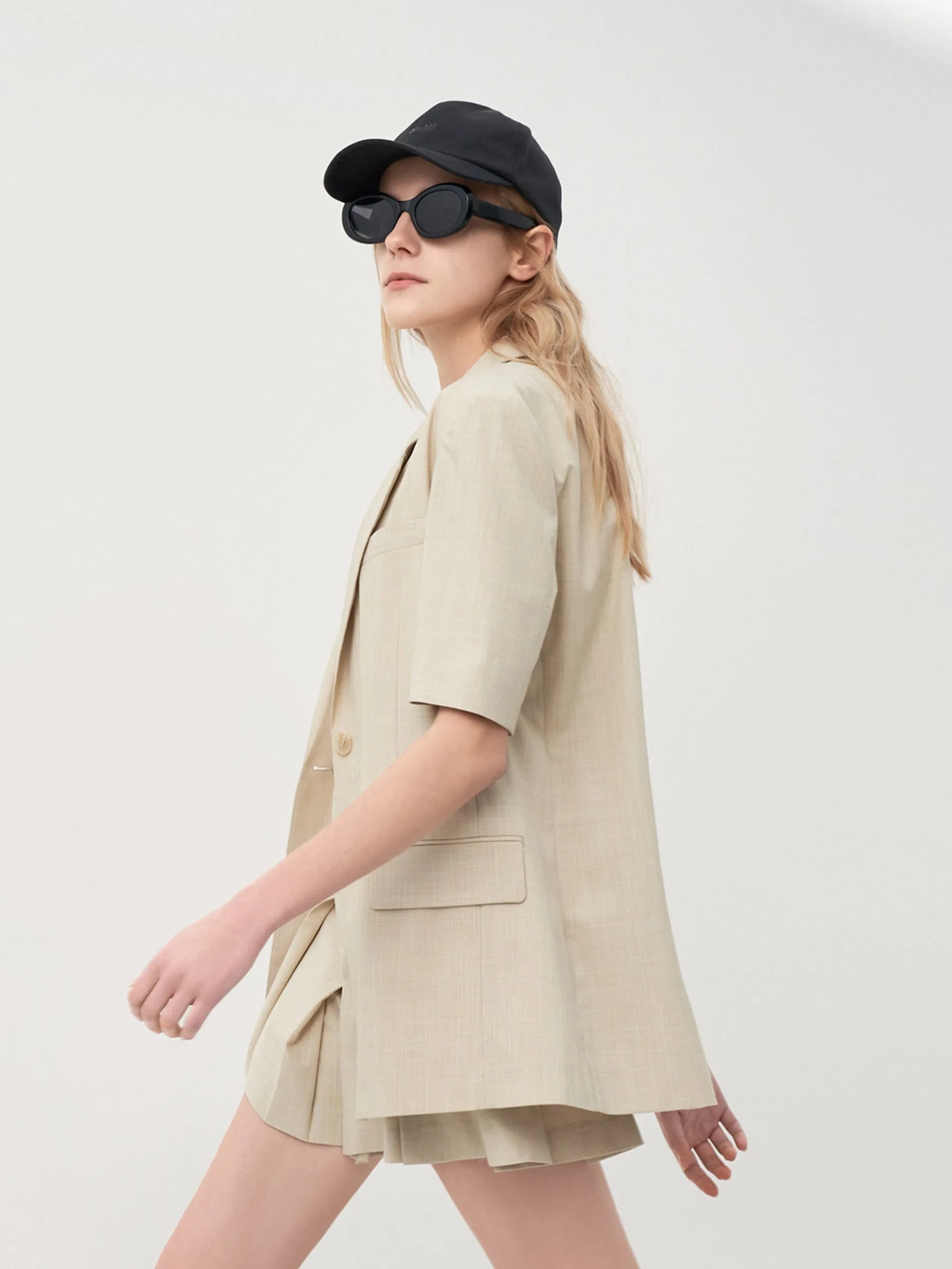 Straight Cut Back Slit Blazer sold by Mo&Co product image thumbnail 3