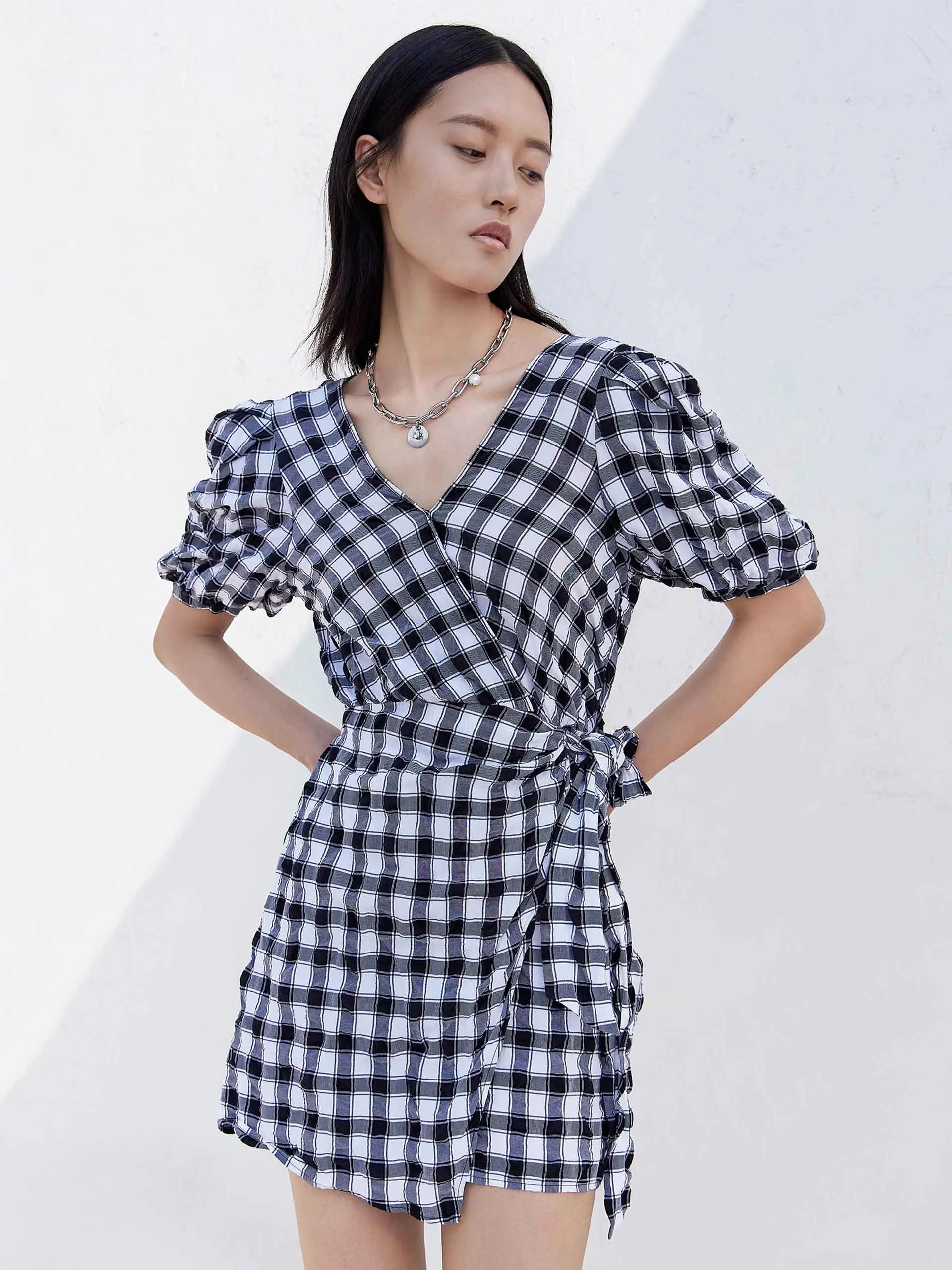 Plaid Shirt Dress with Knot sold by Mo&Co product image thumbnail 2
