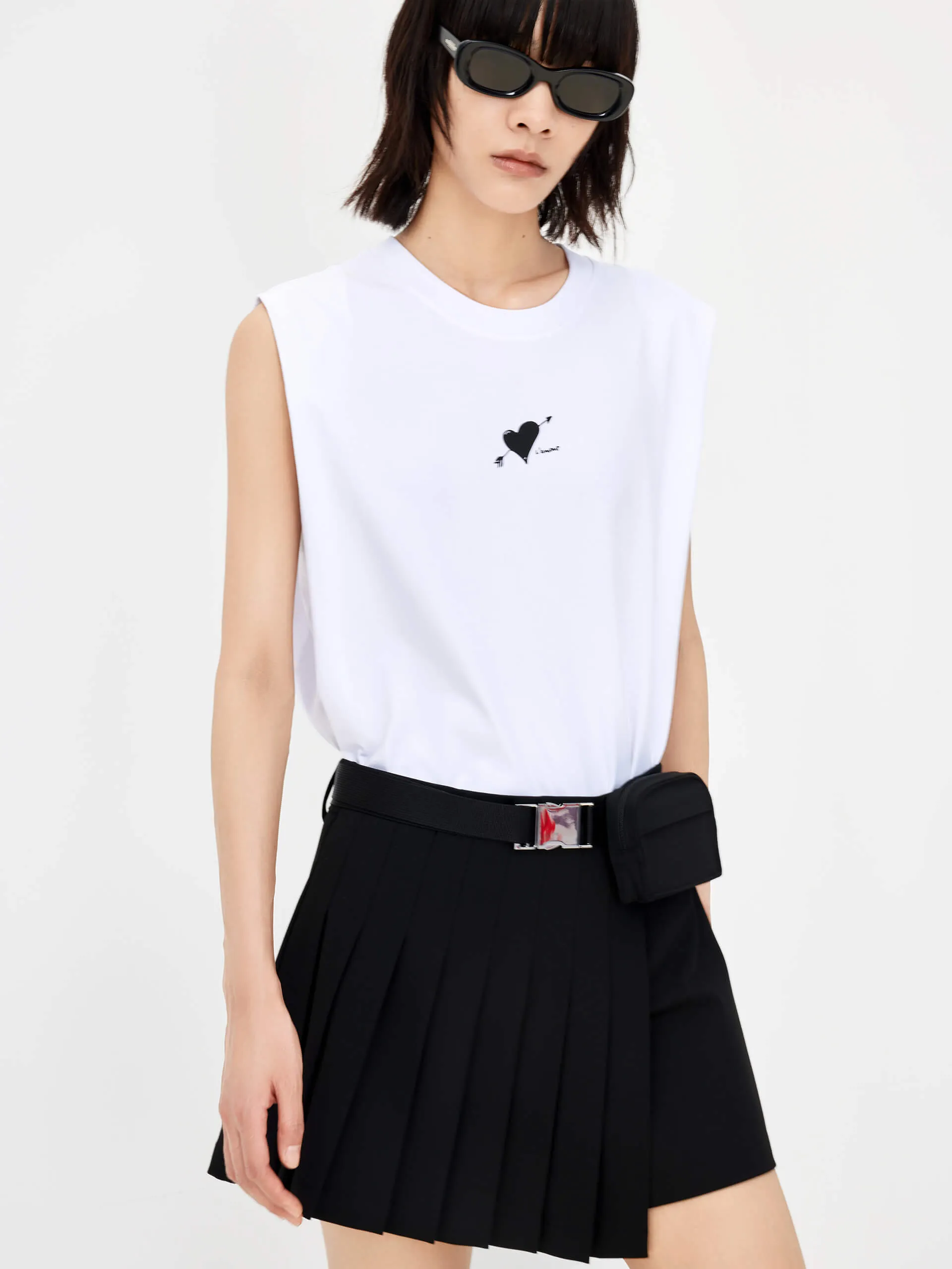 HOT SALE Sleeveless Sweetheart Print T-Shirt sold by Mo&Co product image thumbnail 4