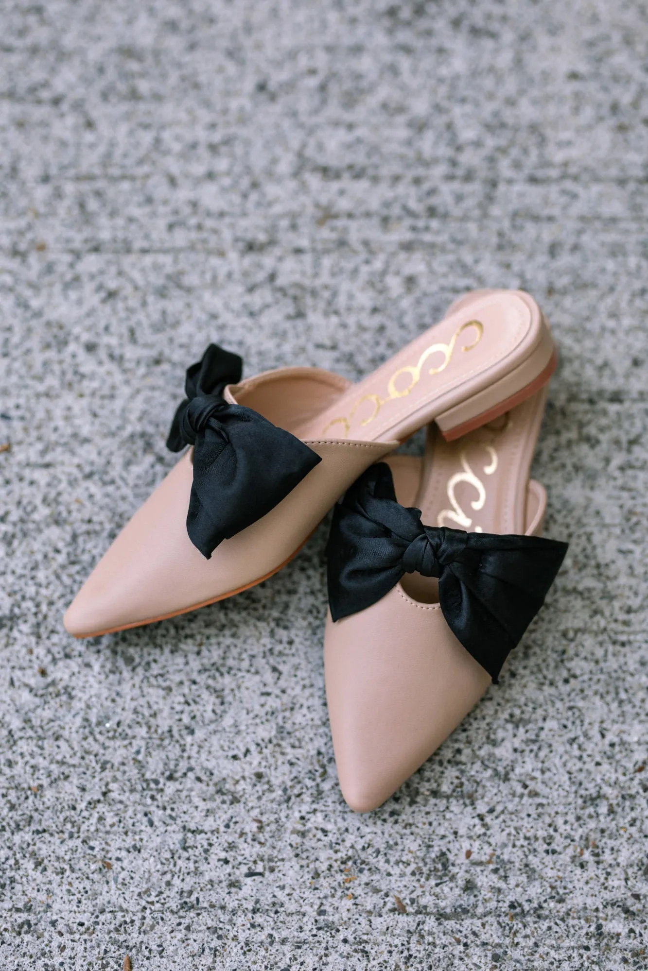 Valerie Pointed Bow Flats sold by Morning Lavender product image thumbnail 3