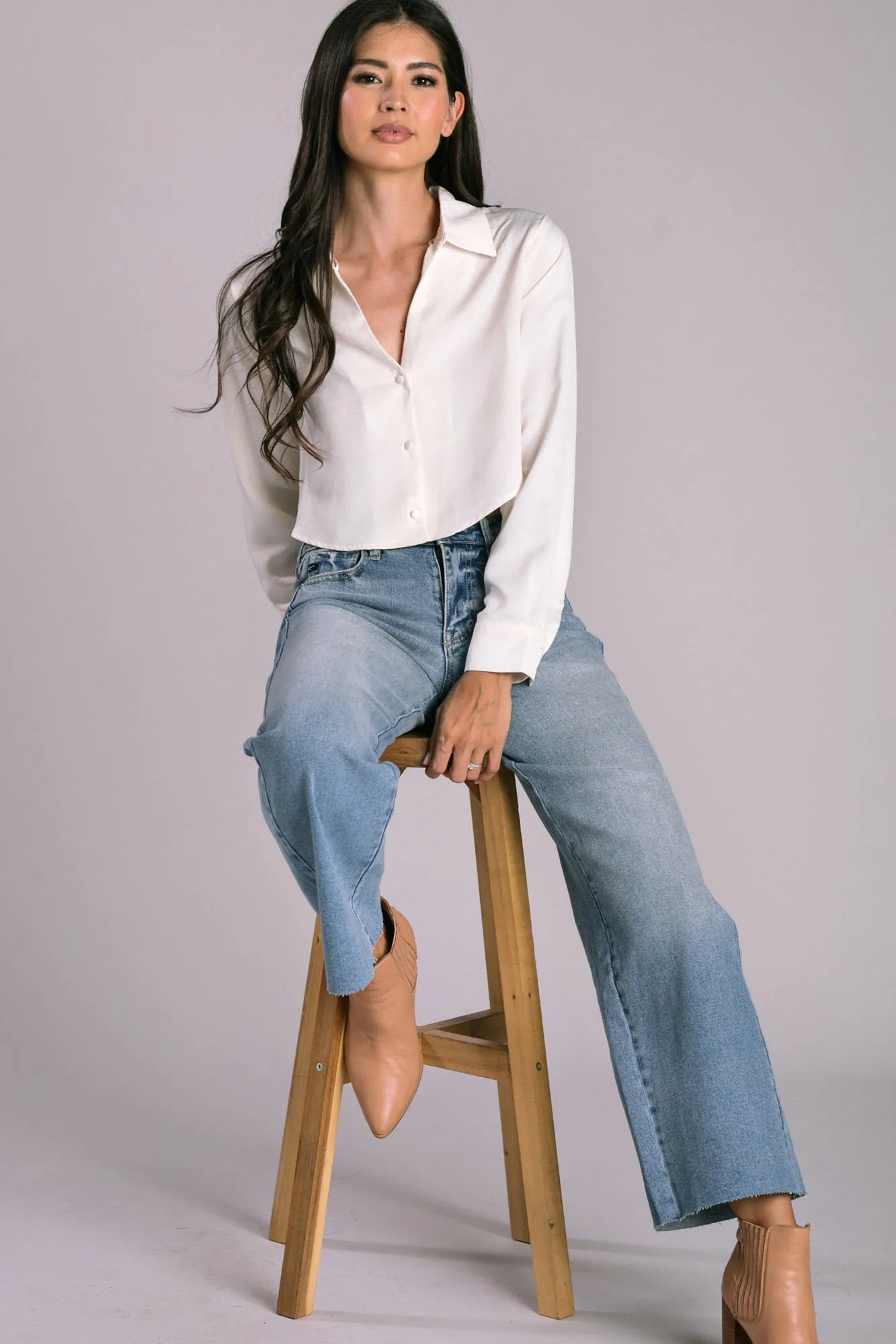 Ryan Cropped Buttoned Shirt sold by Morning Lavender product image thumbnail 2