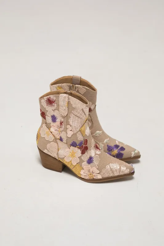 Wanda Floral Western Boot made by Oasis Society