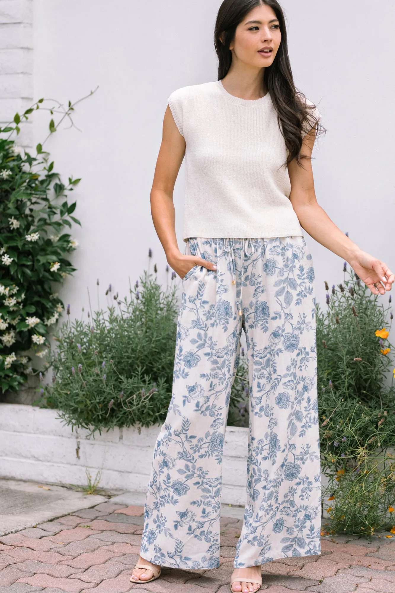 Roccio Bow Knit Top sold by Morning Lavender product image thumbnail 5