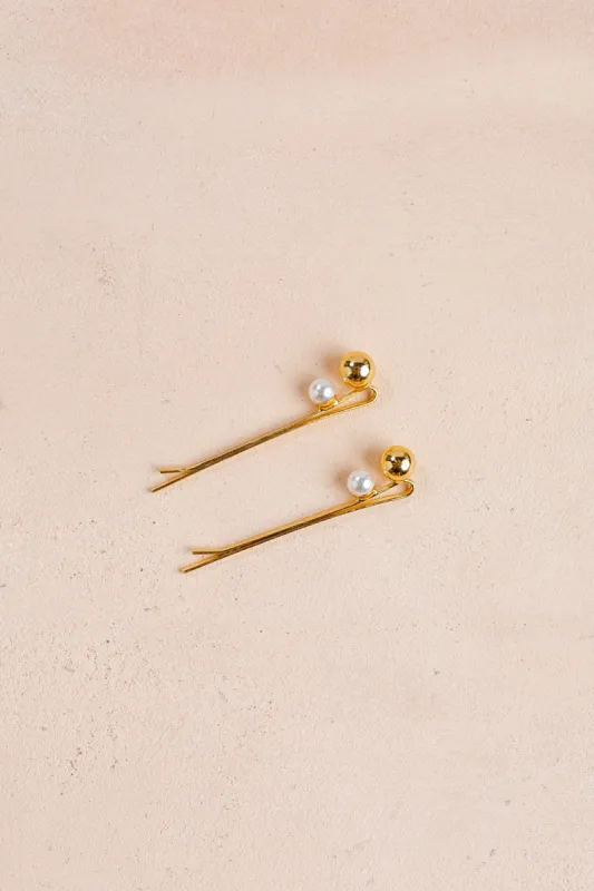 Autumn Pearl and Gold Round Hair Clip Set sold by Morning Lavender