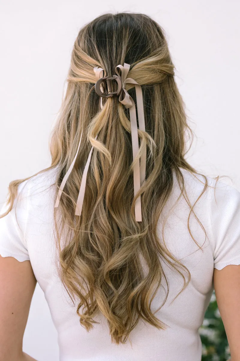 Adalyn Bow Claw Clip sold by Morning Lavender product image thumbnail 3