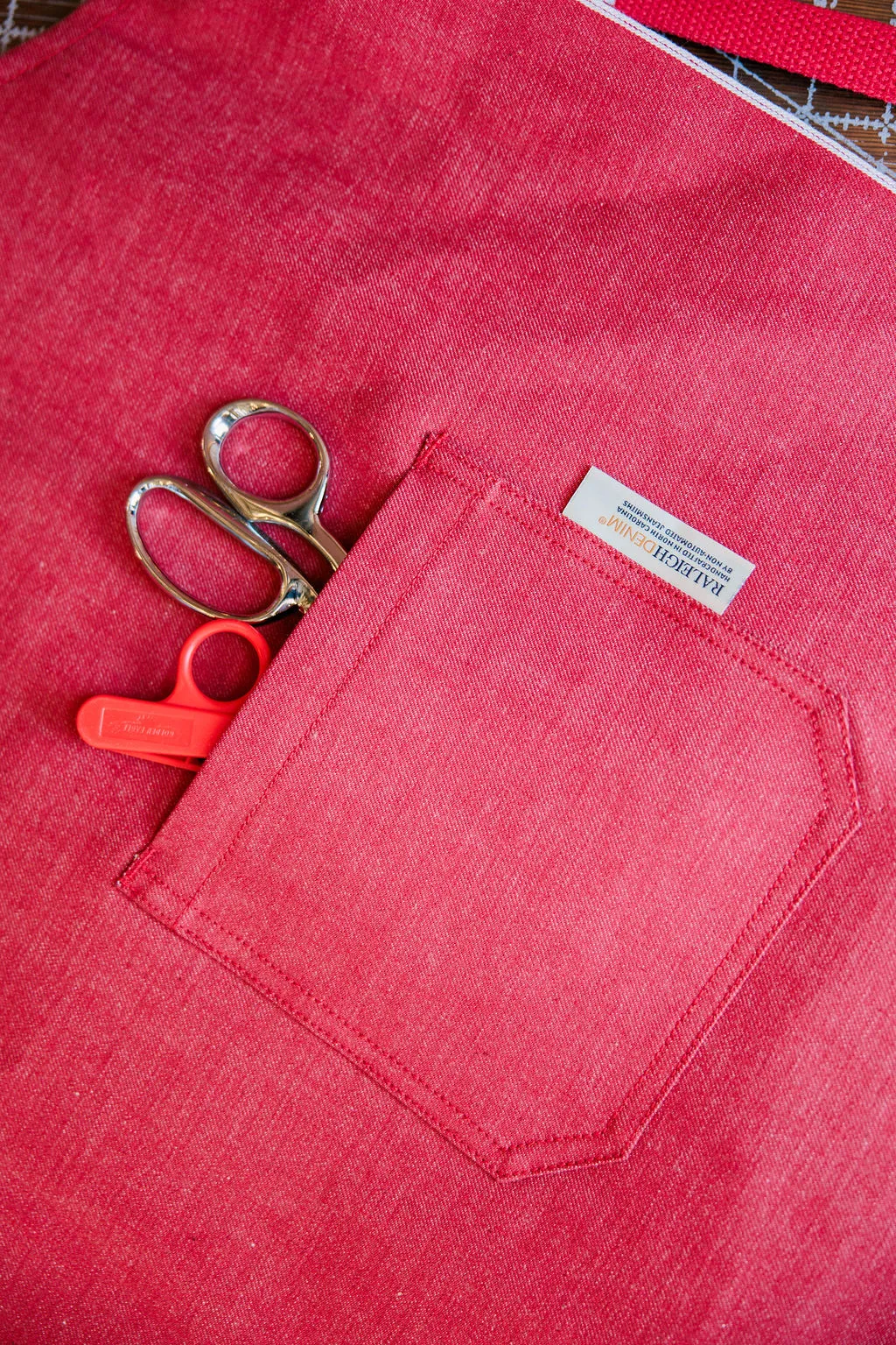 Patch Pocket Apron | Red Selvage sold by Raleigh Denim Workshop product image thumbnail 4