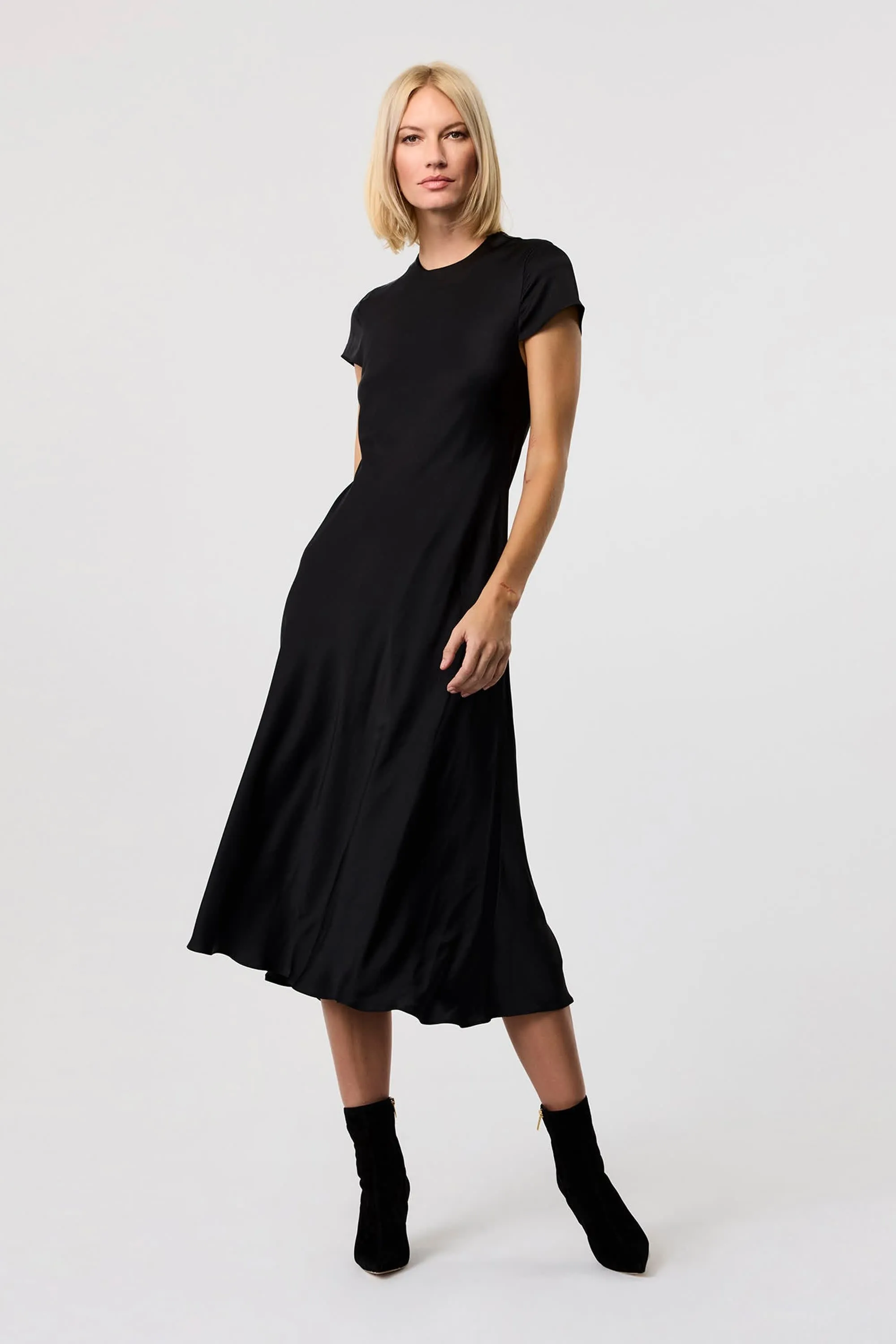 Luciana Short Sleeve Silk Midi Dress sold by Toccin product image thumbnail 3