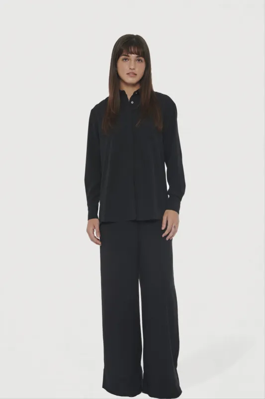 Riley Silk Boyfriend Shirt sold by Toccin