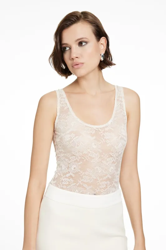 LILA SCOOP NECK TANK BODYSUIT sold by Toccin