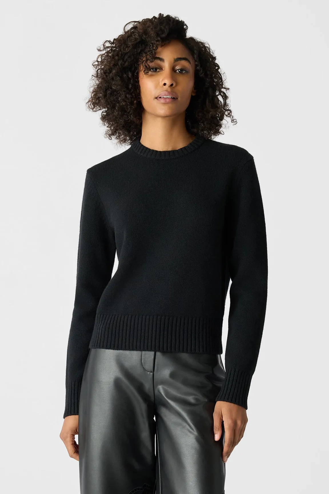 JENNY CLASSIC CREWNECK SWEATER sold by Toccin