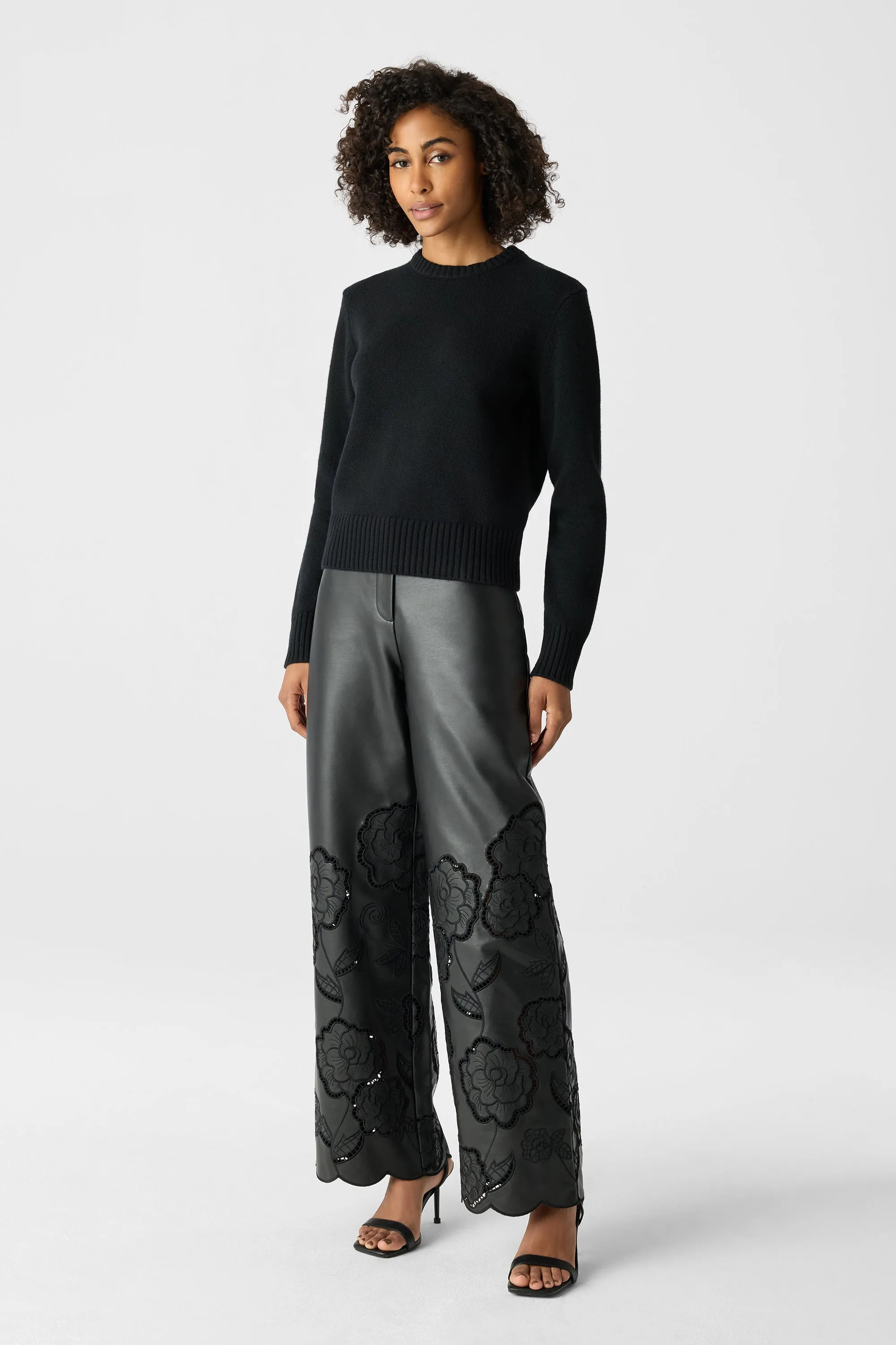 JENNY CLASSIC CREWNECK SWEATER sold by Toccin product image thumbnail 3