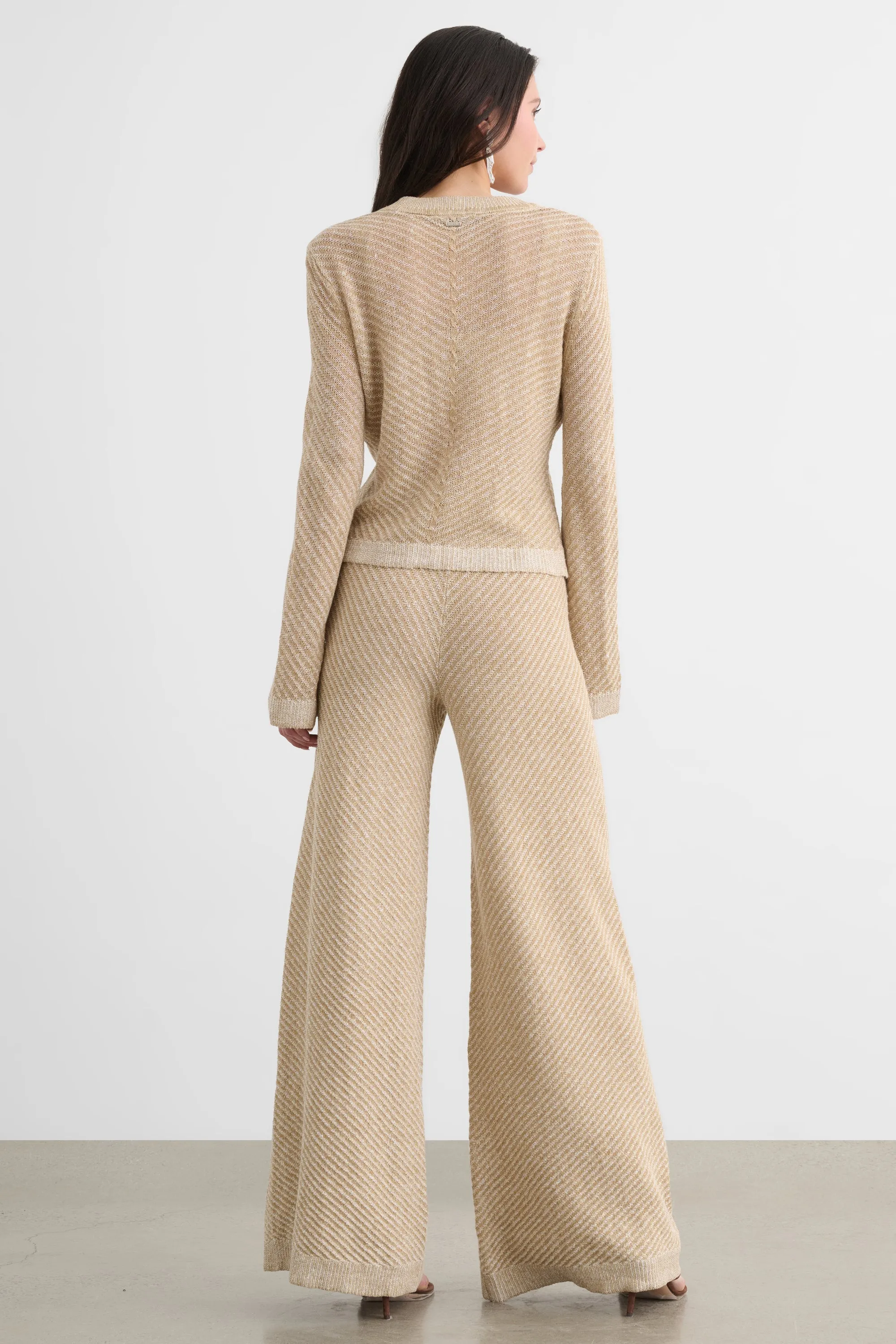 BOBBY V-NECK CARDIGAN sold by Toccin product image thumbnail 3