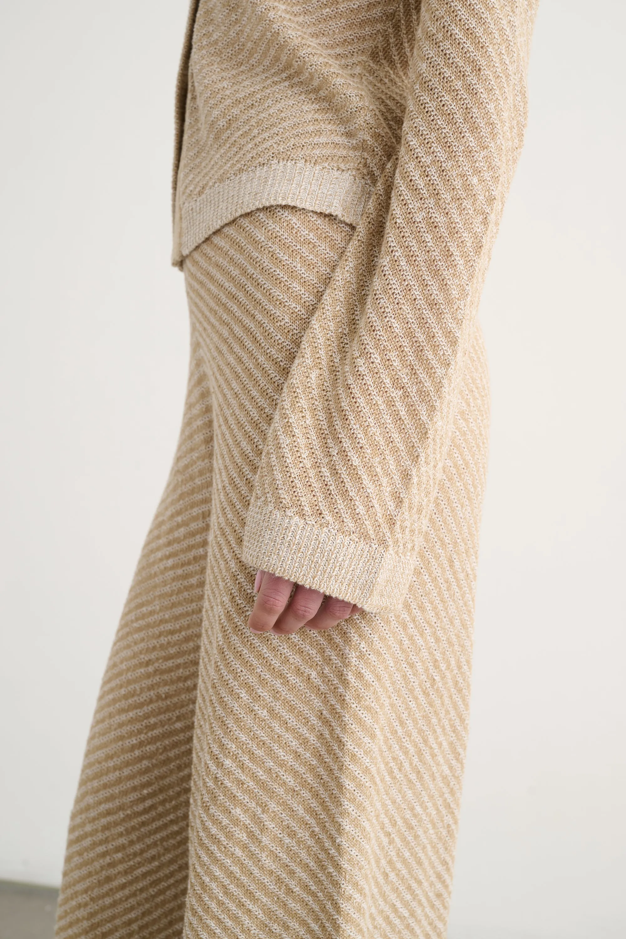 LILIBET FLARED PULL-ON PANTS sold by Toccin product image thumbnail 5