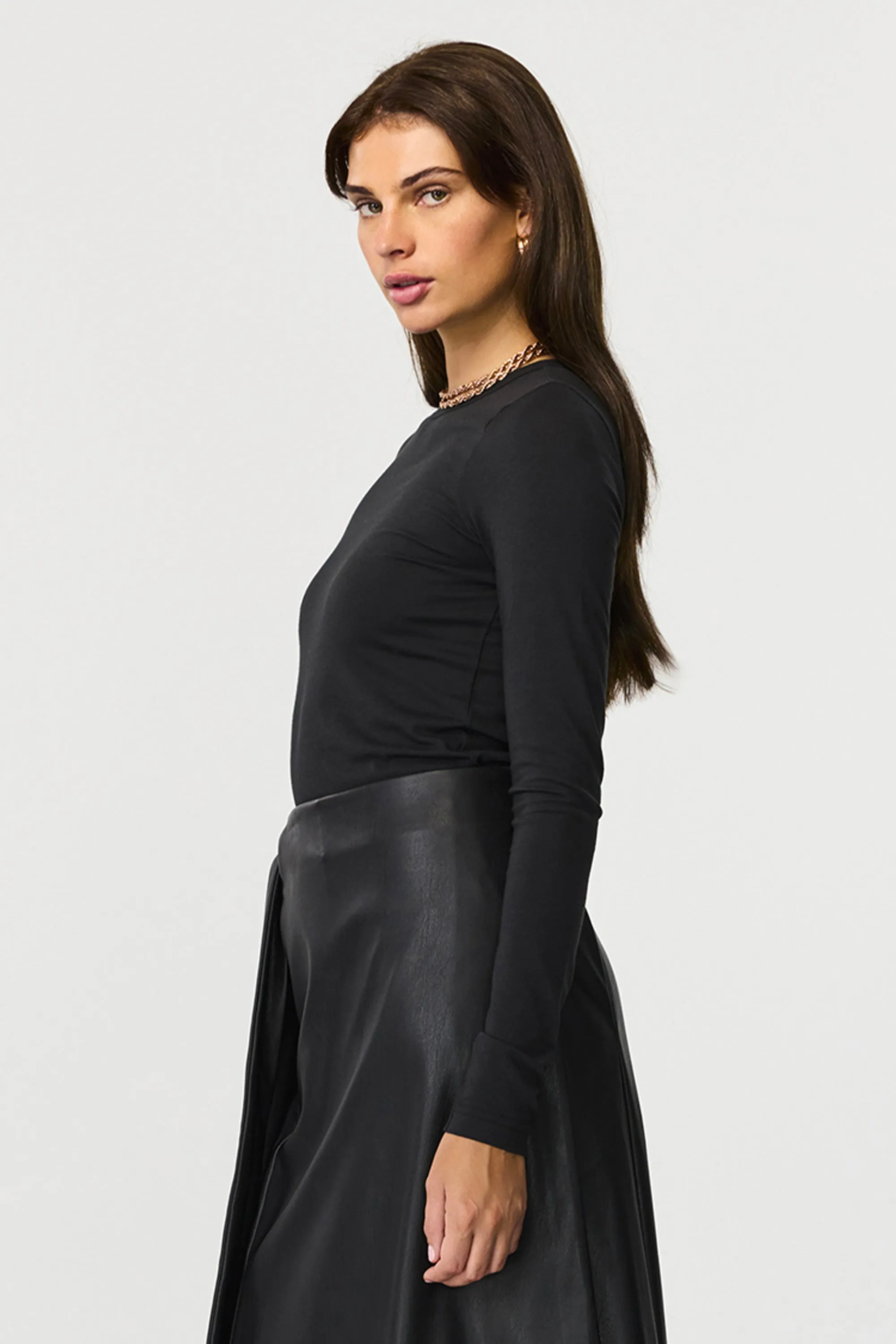 Jenna long Sleeve Tee sold by Toccin product image thumbnail 4