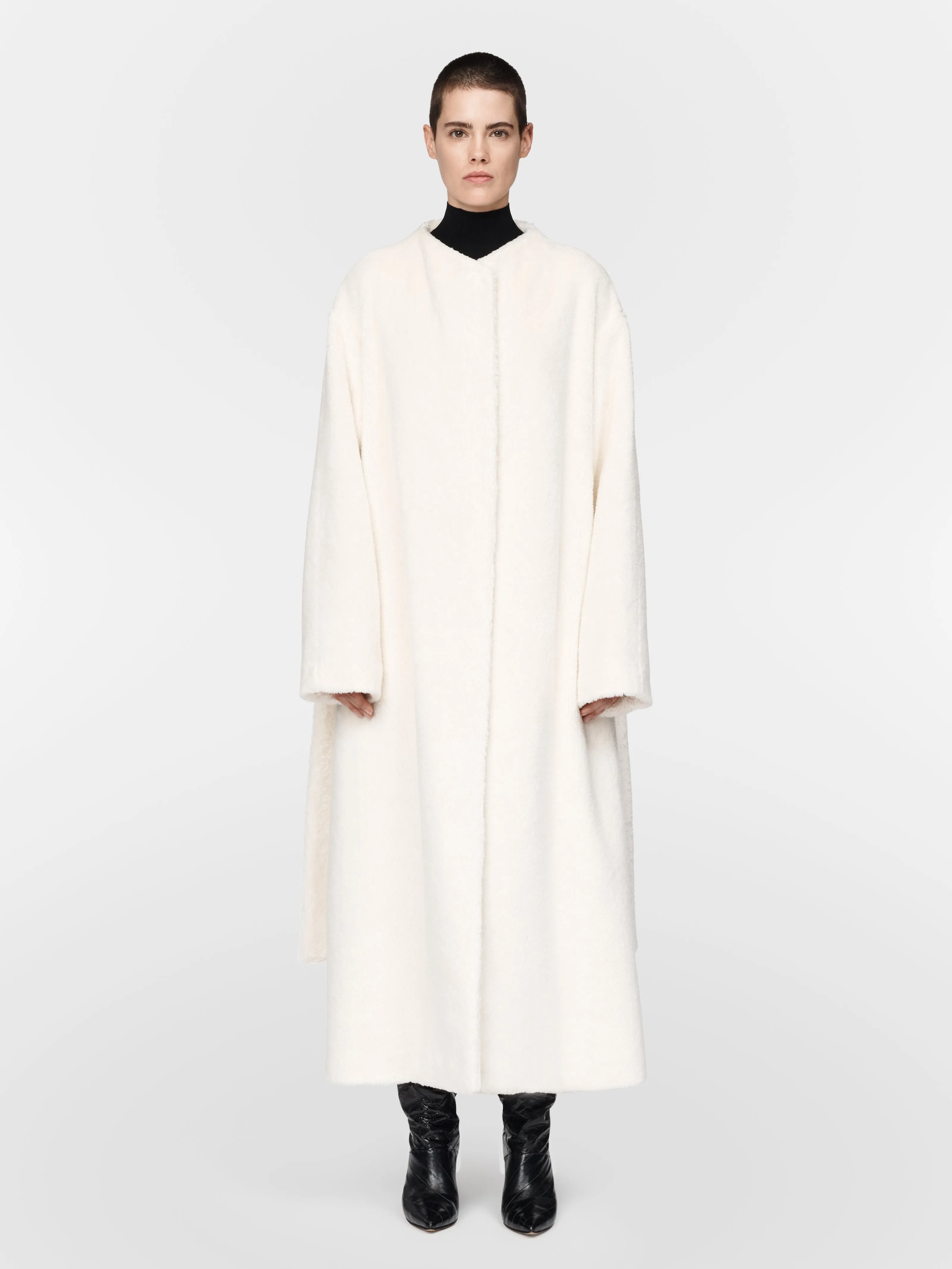 Bathrobe Coat in Ivory sold by MARIA McMANUS product image thumbnail 3