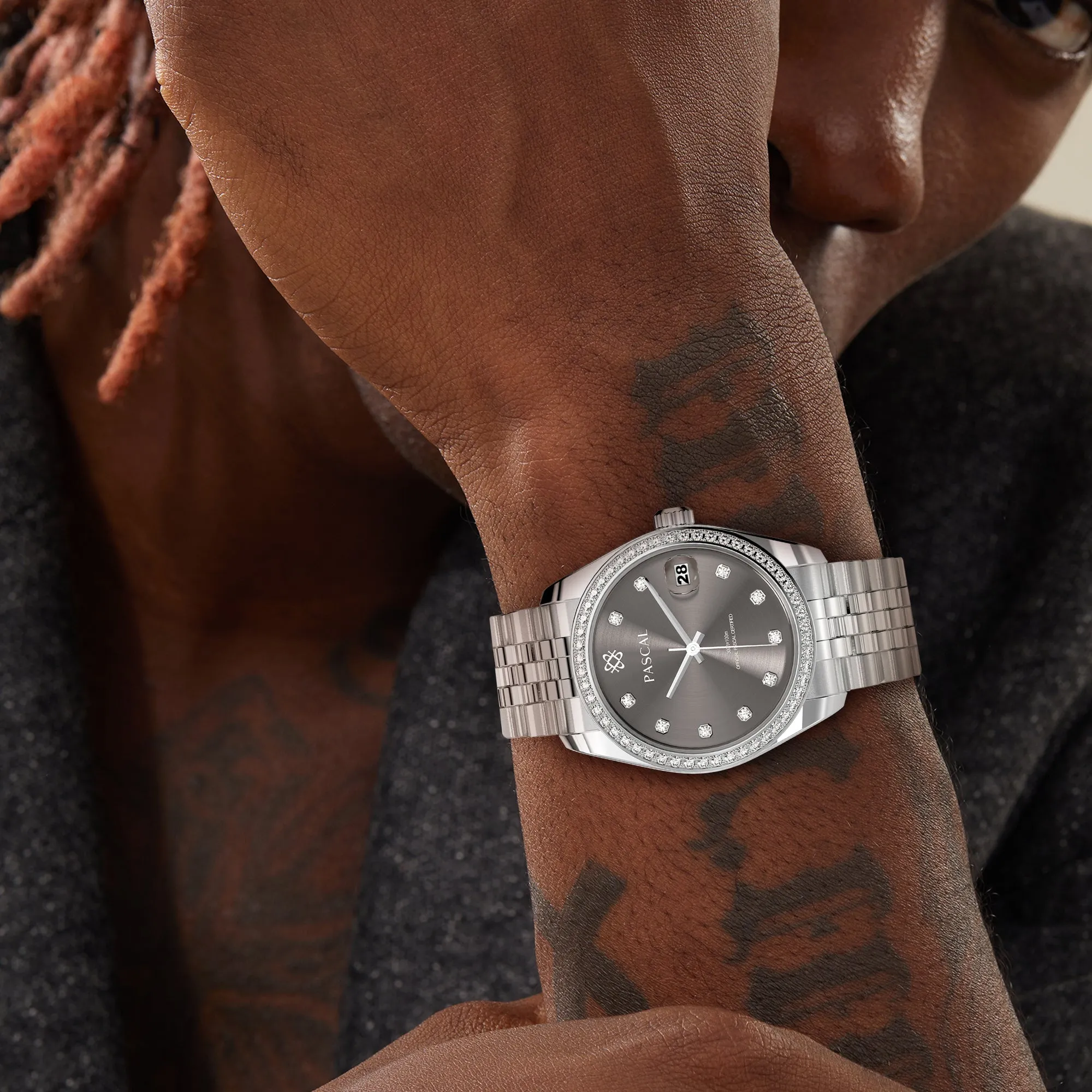 Luxe Classic Diamond Watch and Cufflinks Gift Set sold by Pascal Design Official product image thumbnail 5