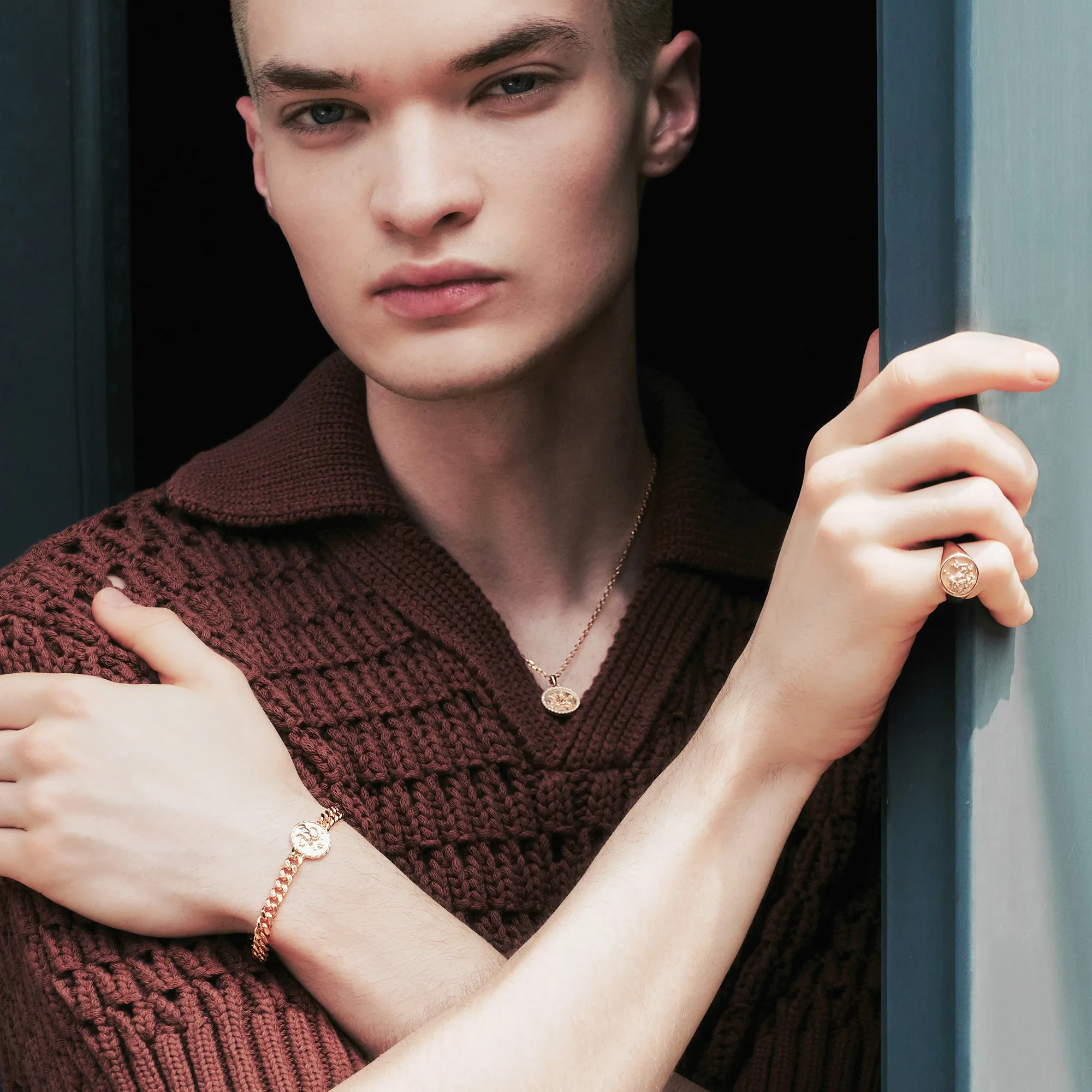 Leo Small Signet Ring sold by Pascal Design Official product image thumbnail 2