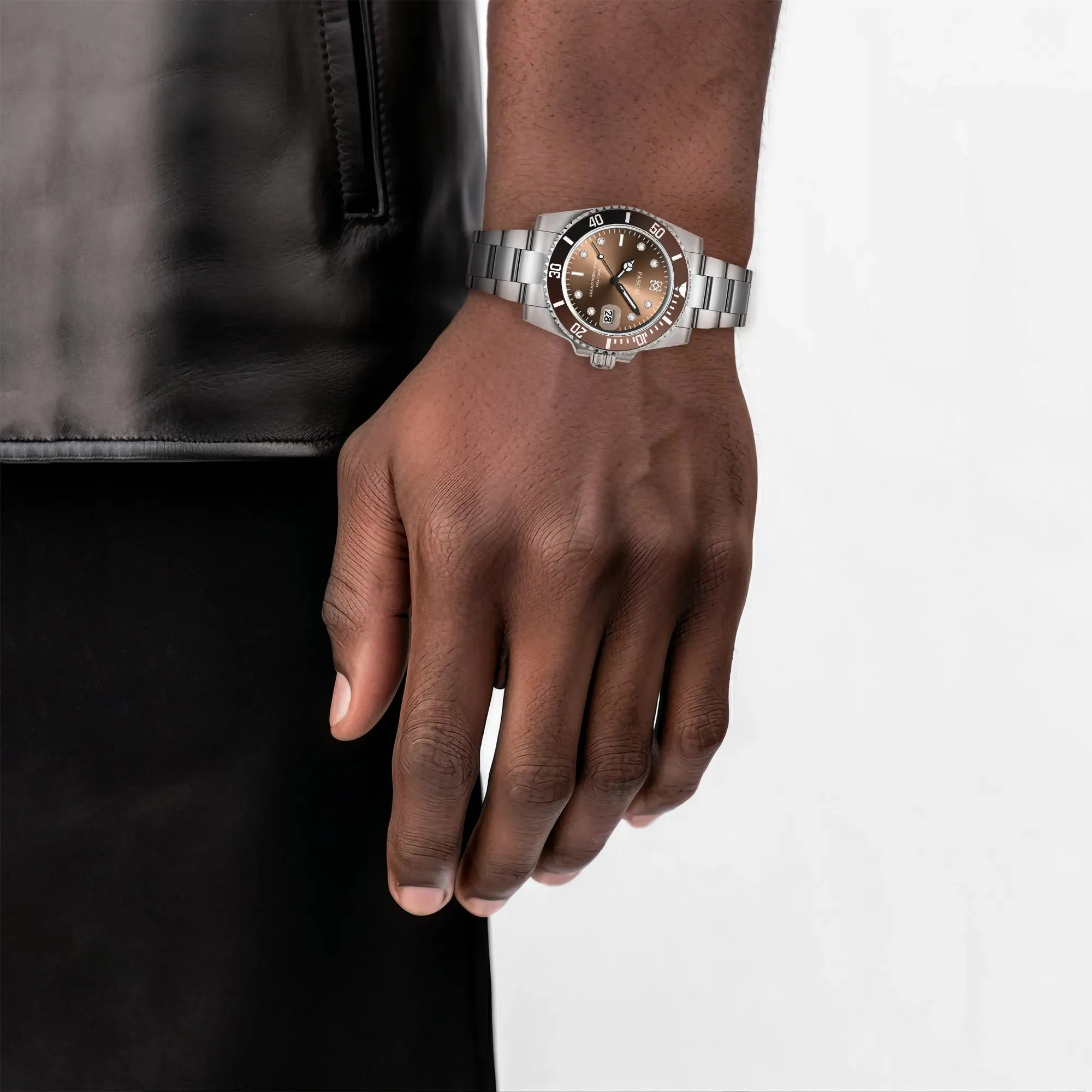 Royal Luxe Diamond Watch sold by Pascal Design Official product image thumbnail 3