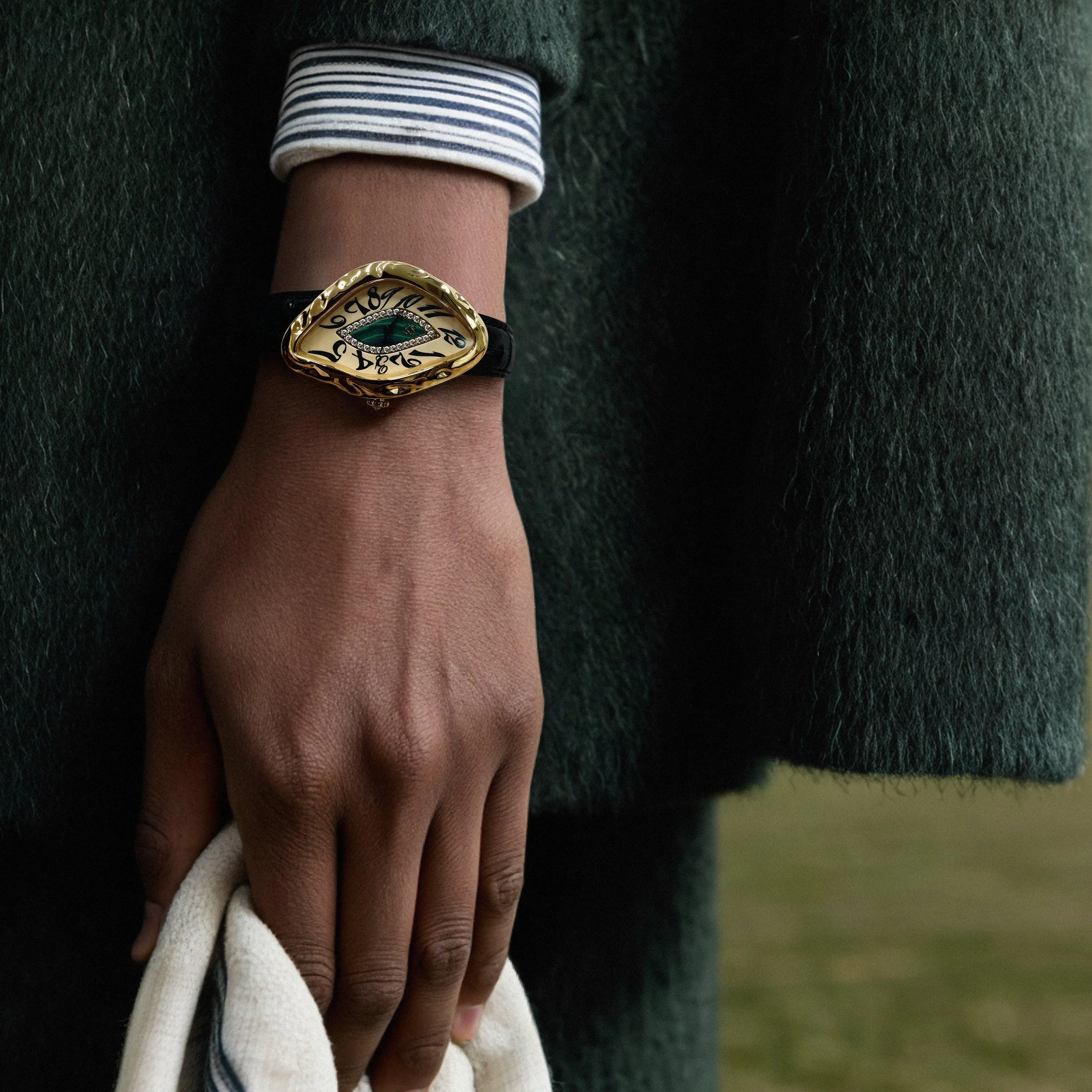 'Paradoxe' Diamond Watch sold by Pascal Design Official product image thumbnail 3