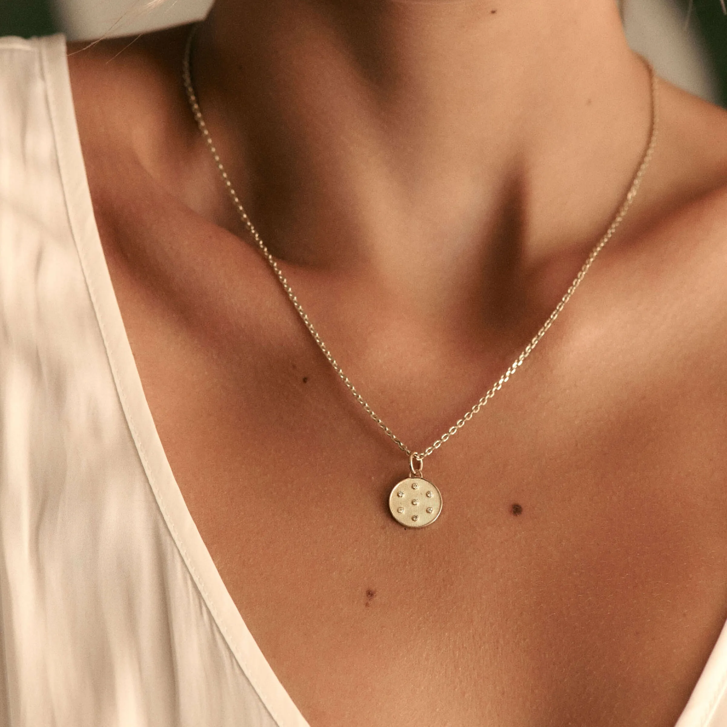 Diamond Circle Charm sold by Alice Pierre product image thumbnail 2