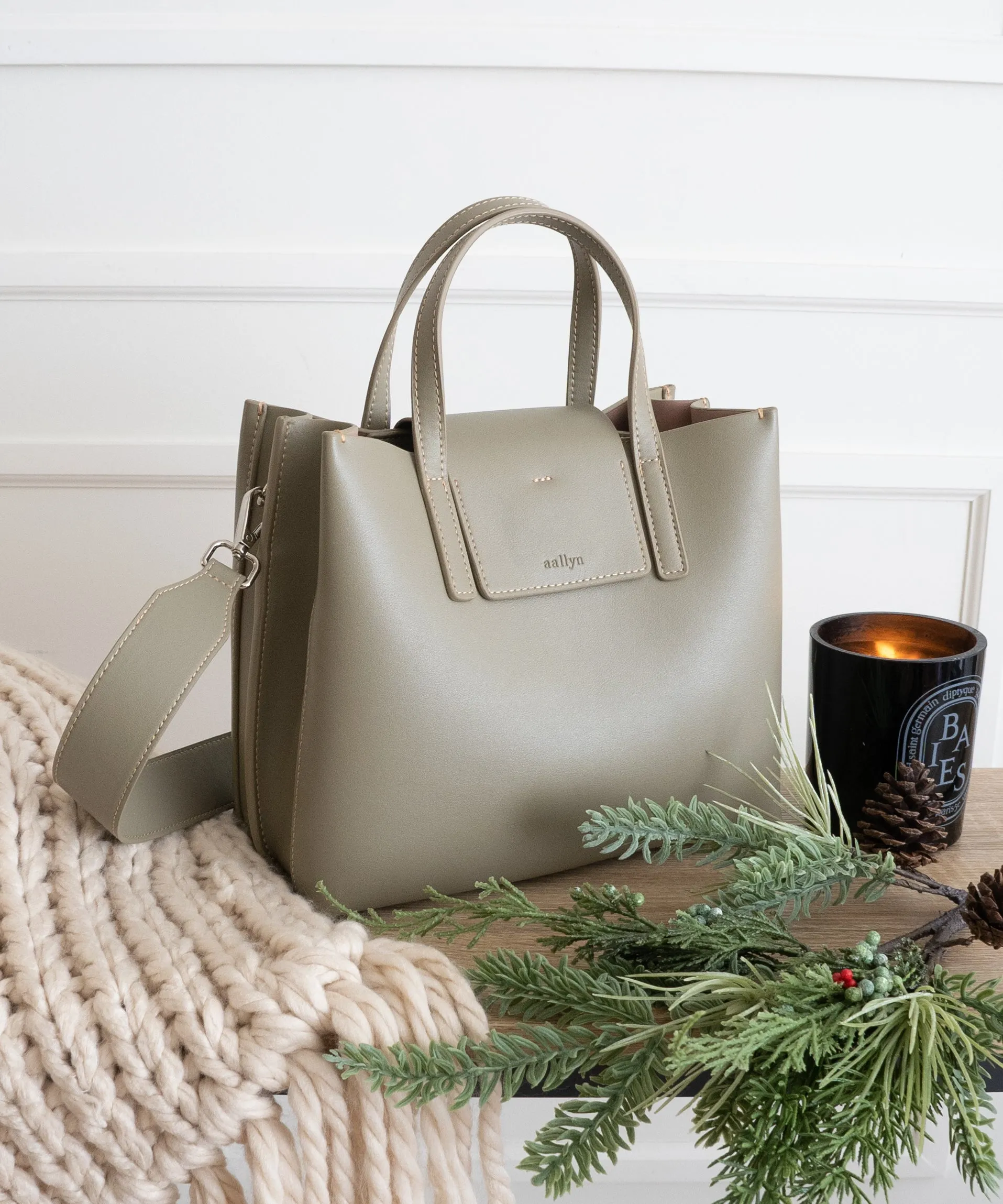 Stella Satchel (Medium) sold by AllynAllyn Inc. product image thumbnail 2