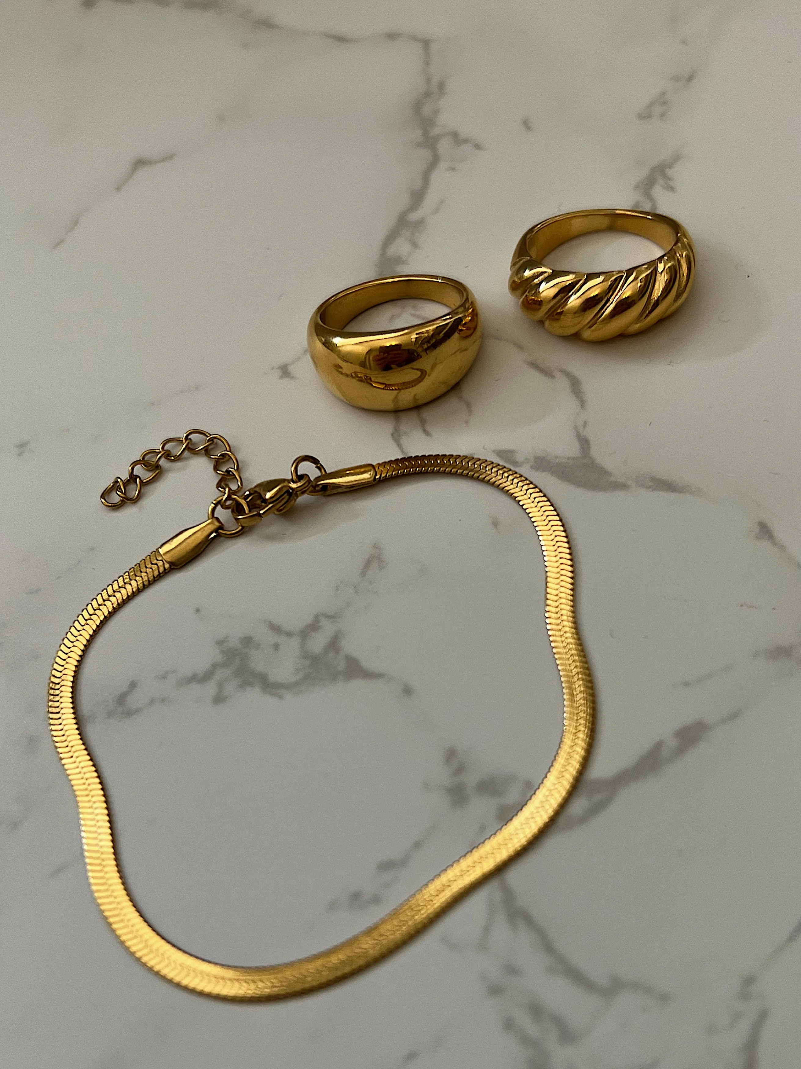 BANKS Herringbone Bracelet (18k Gold) sold by Banks Jewelry product image thumbnail 4