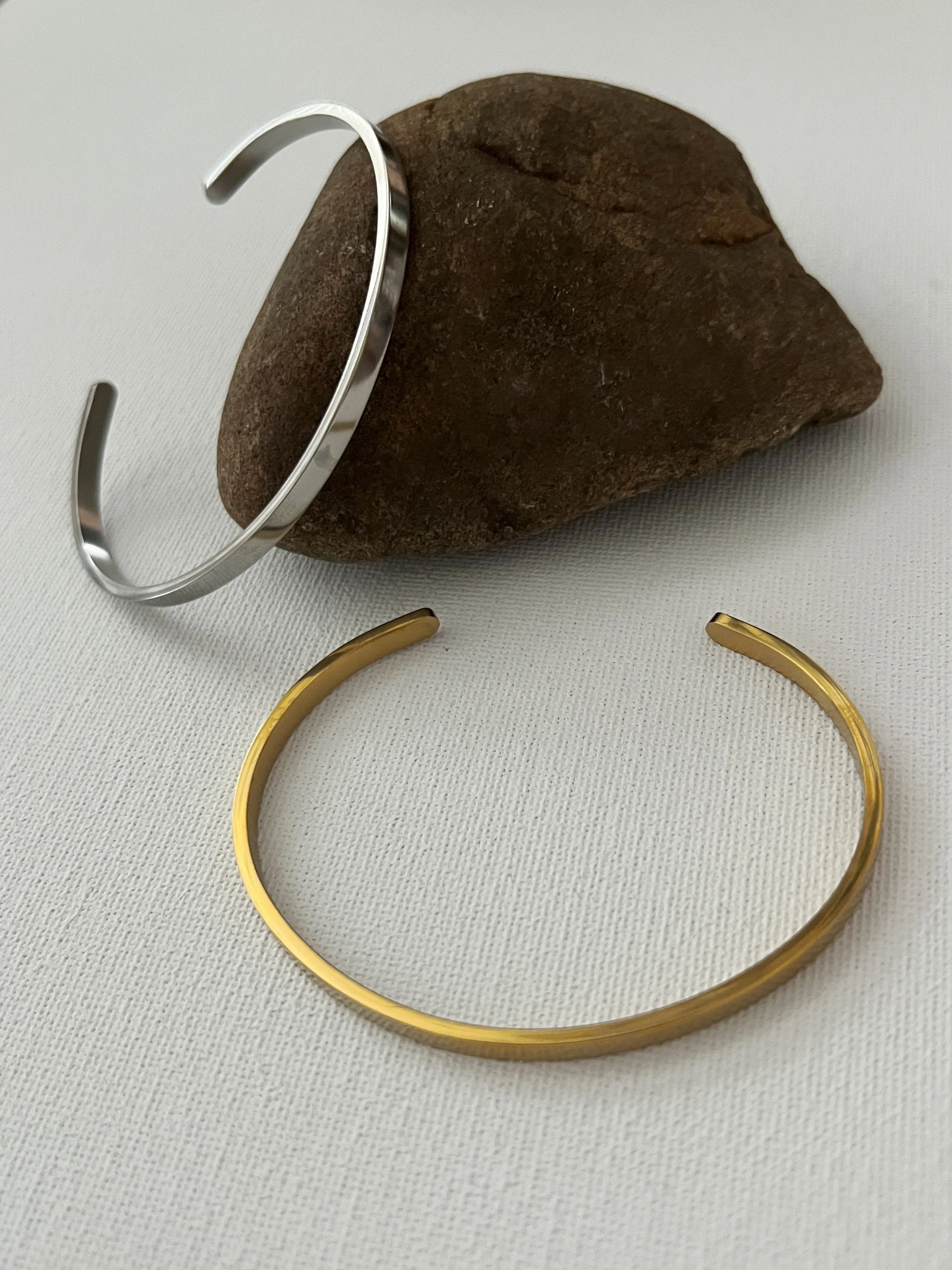 8mm Unisex Huggies sold by Banks Jewelry product image thumbnail 4