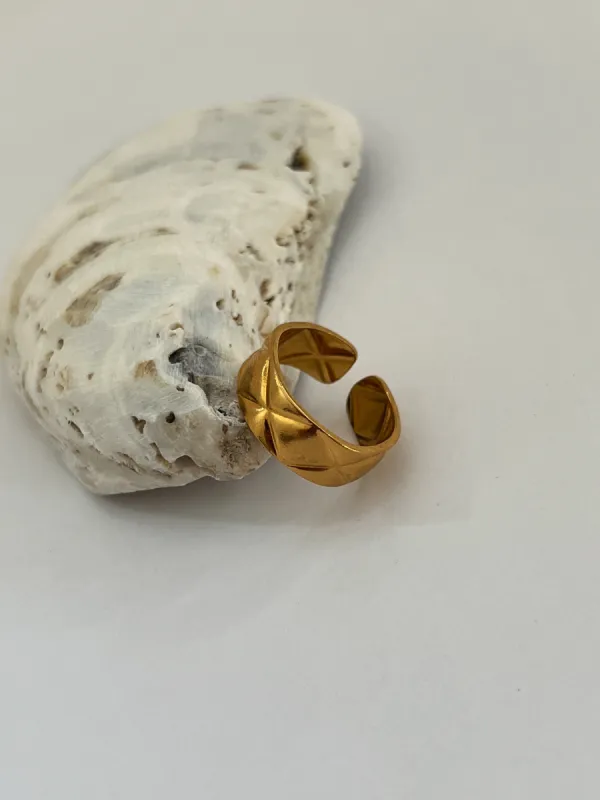 Stevie Ring Adjustable (18k Gold) sold by Banks Jewelry