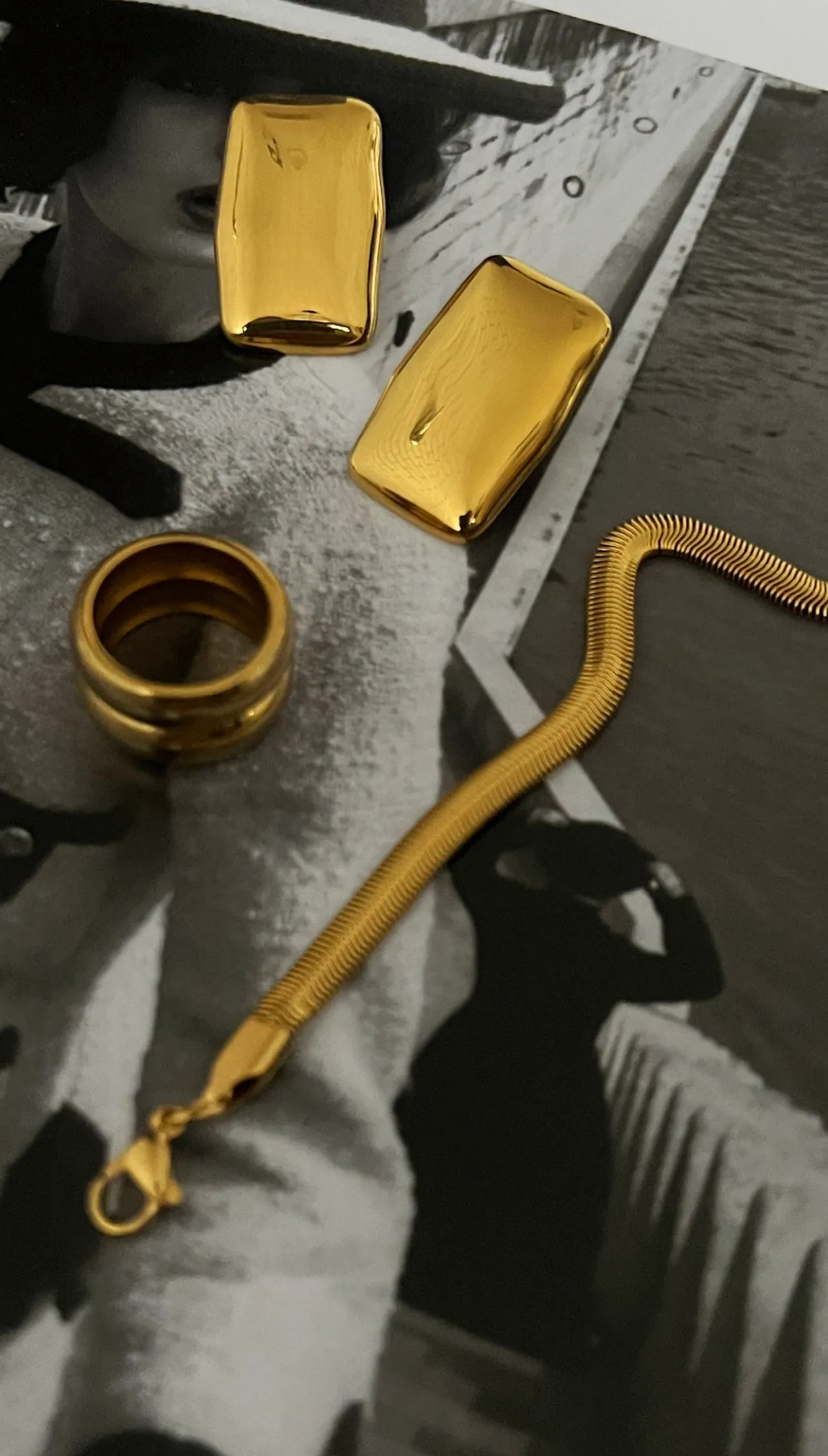 It Girl Vintage Earrings - 24K Gold sold by Banks Jewelry product image thumbnail 2