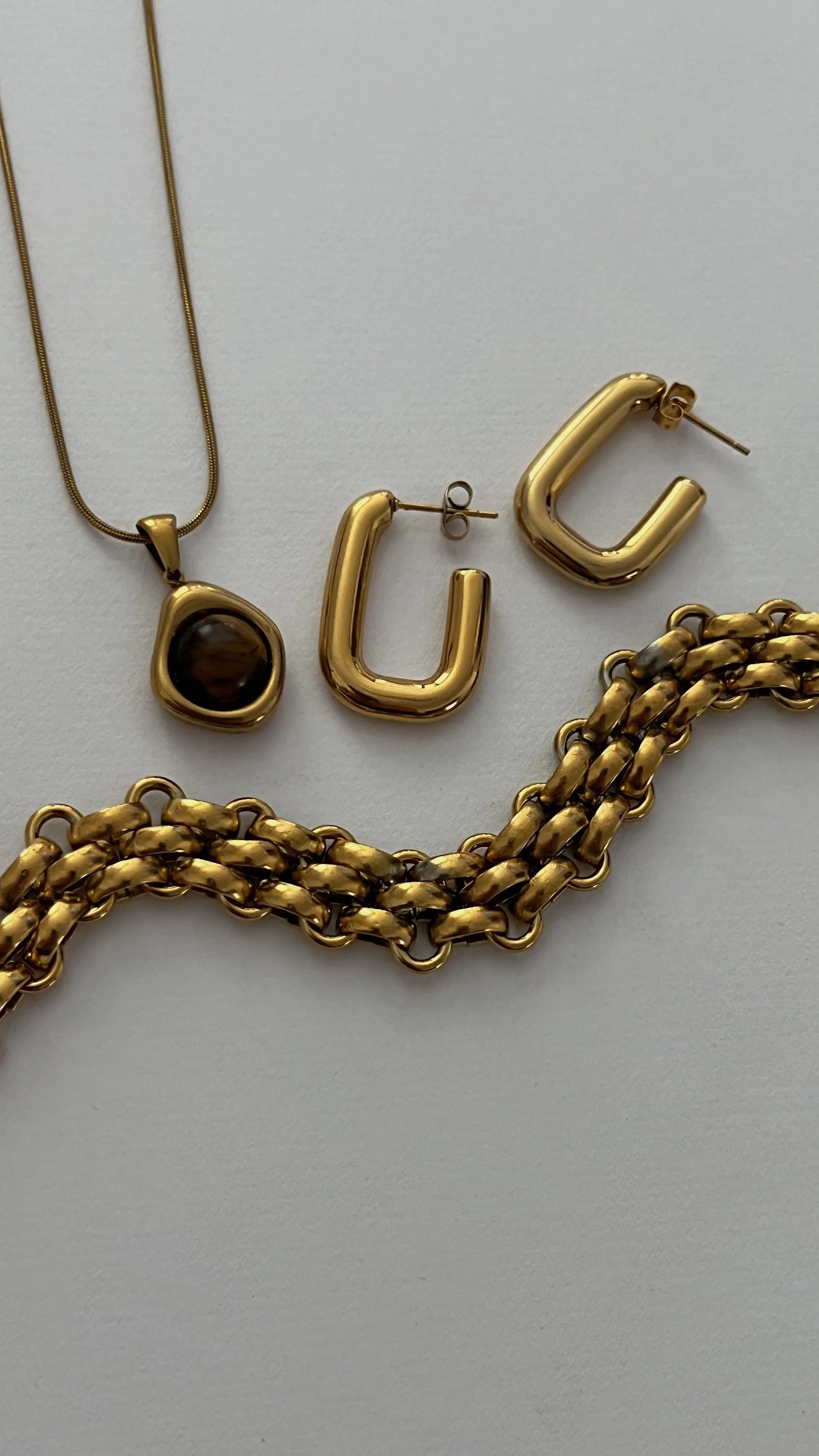 Modern Square Hoops -24k Gold sold by Banks Jewelry product image thumbnail 3